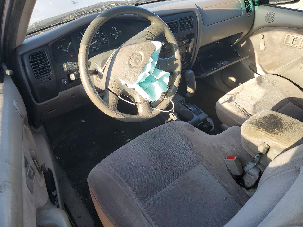2001 Toyota Tacoma Xtracab Silver vin: 5TEVL52N61Z801181
