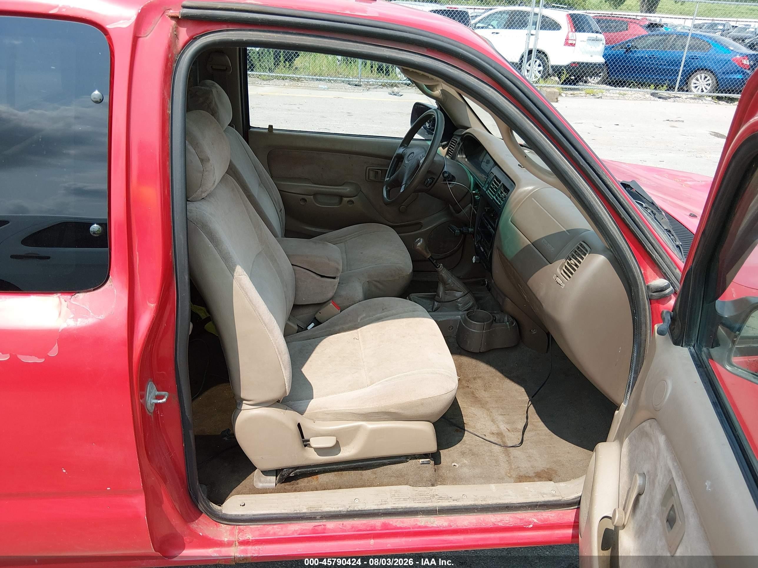 2003 Toyota Tacoma   Red vin: 5TEVL52N63Z219505