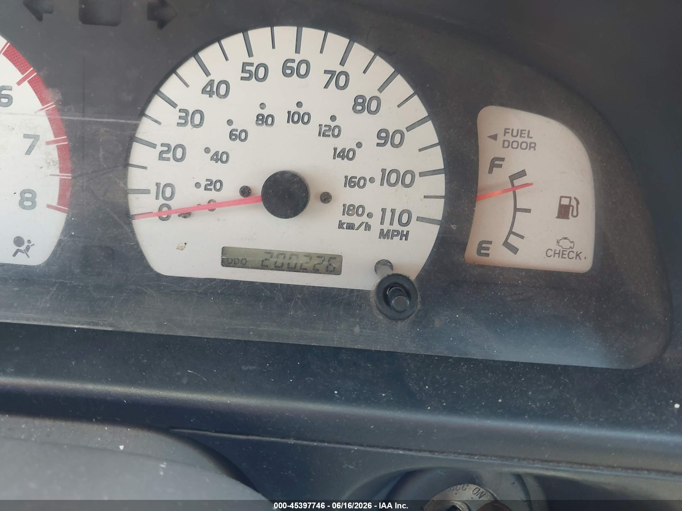 2004 Toyota Tacoma   Black vin: 5TEVL52N64Z337636