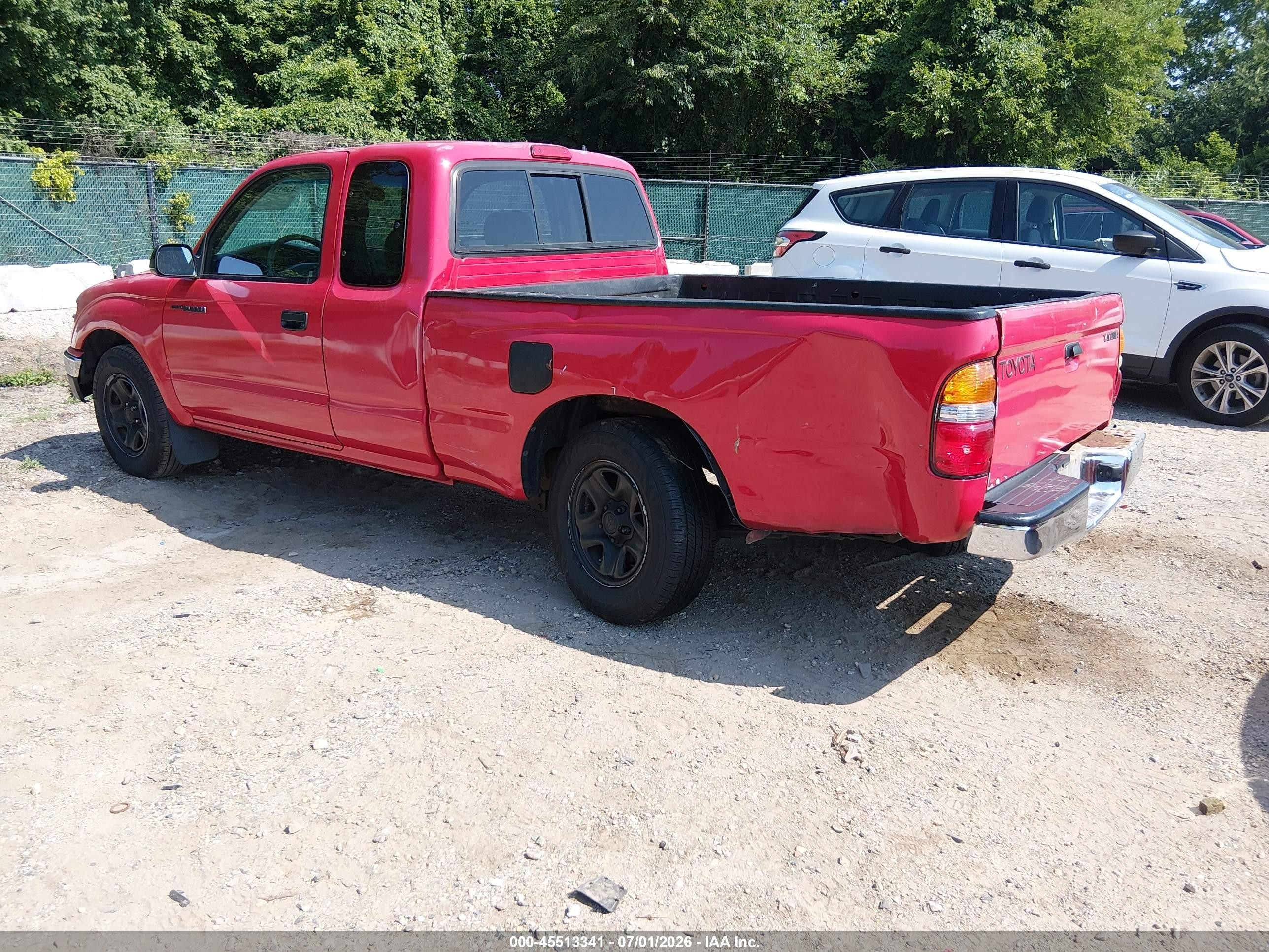 2001 Toyota Tacoma   Red vin: 5TEVL52N71Z864760