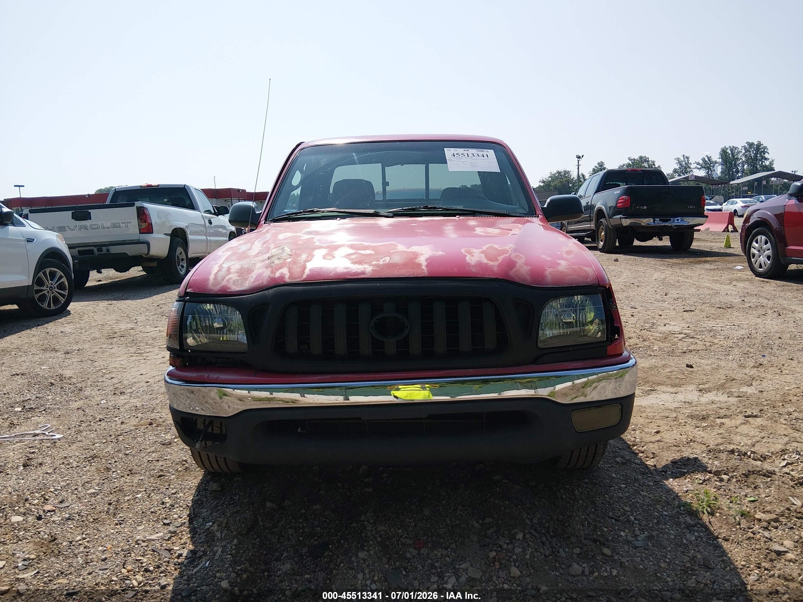 2001 Toyota Tacoma   Red vin: 5TEVL52N71Z864760