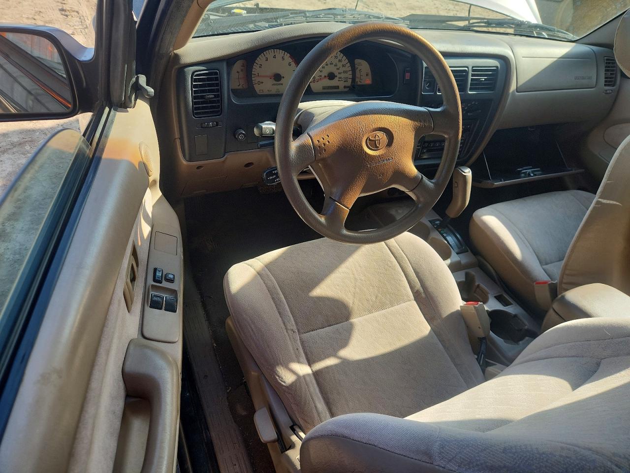 2003 Toyota Tacoma Base Green vin: 5TEVL52N73Z157189