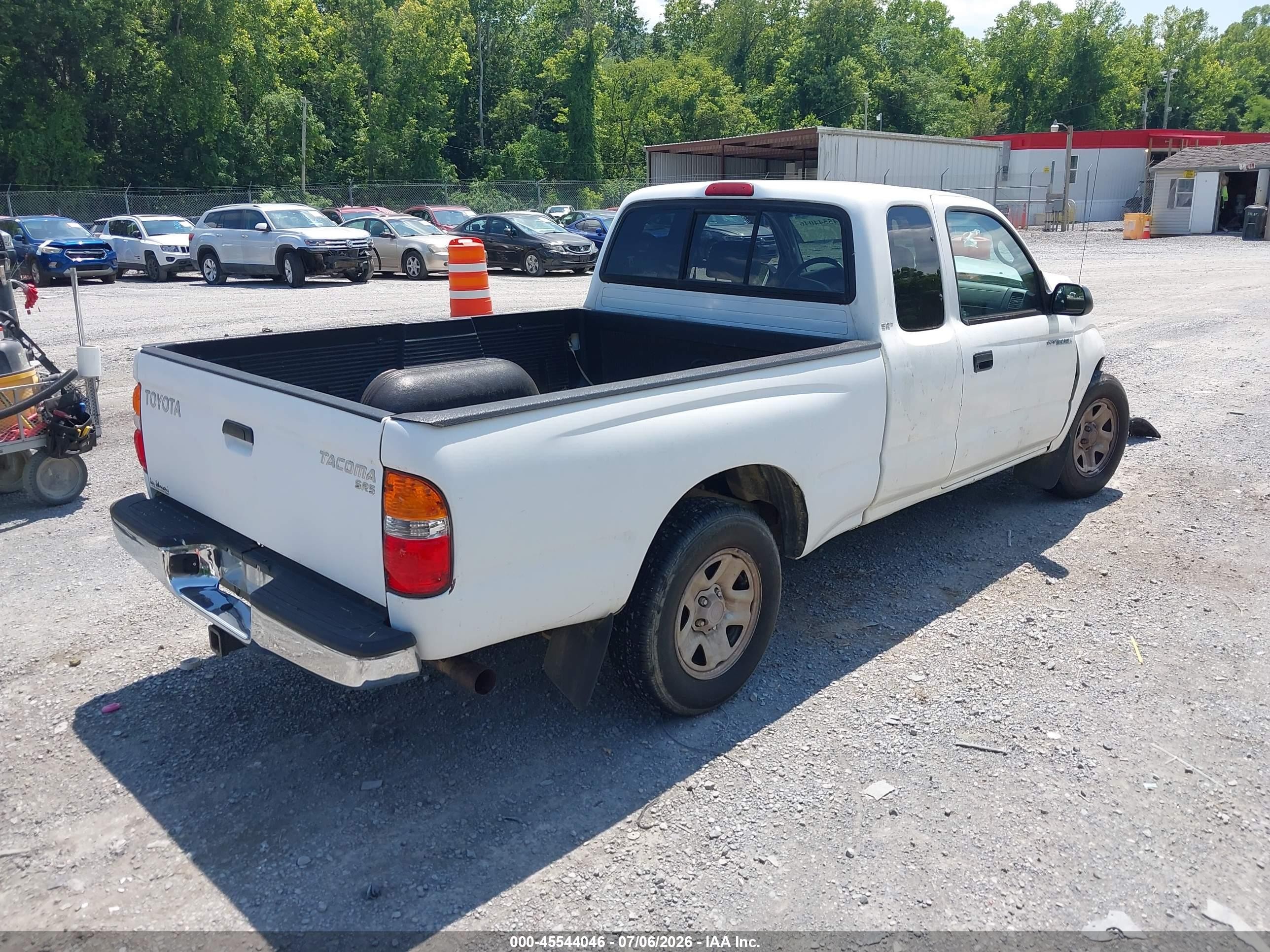 2003 Toyota Tacoma   White vin: 5TEVL52N73Z244946