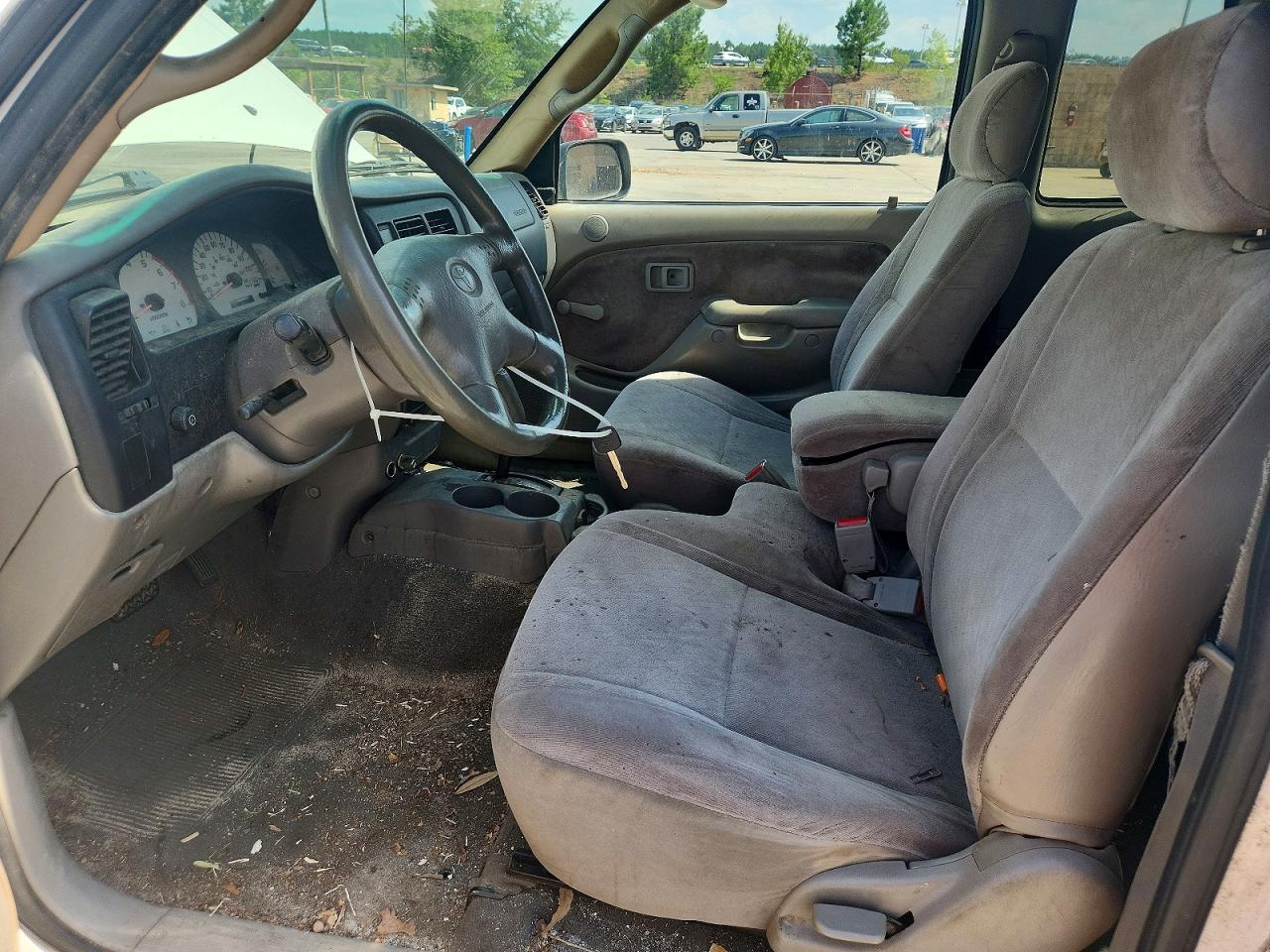 2002 Toyota Tacoma Xtracab Белый vin: 5TEVL52N82Z065197