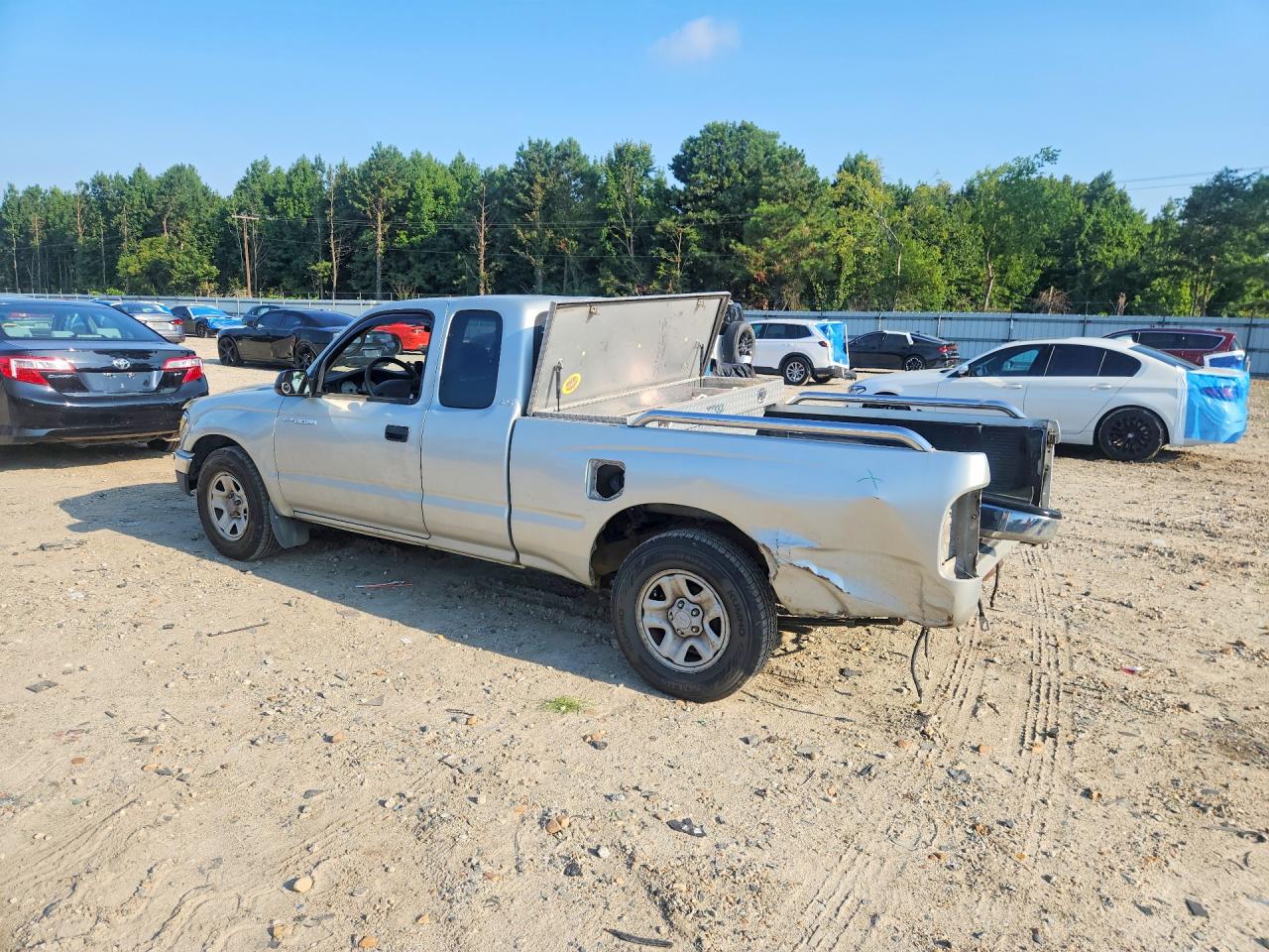 2002 Toyota Tacoma Base Серебряный vin: 5TEVL52N82Z139427
