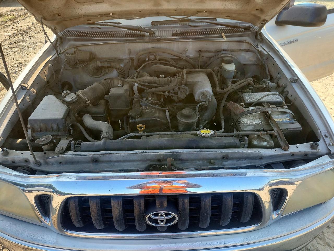 2002 Toyota Tacoma Base Серебряный vin: 5TEVL52N82Z139427