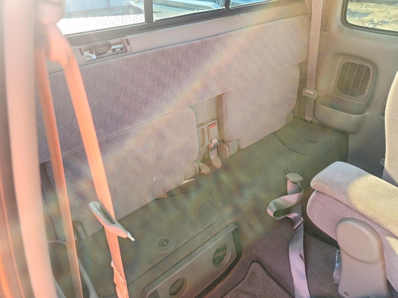 2002 Toyota Tacoma Base Серебряный vin: 5TEVL52N82Z139427