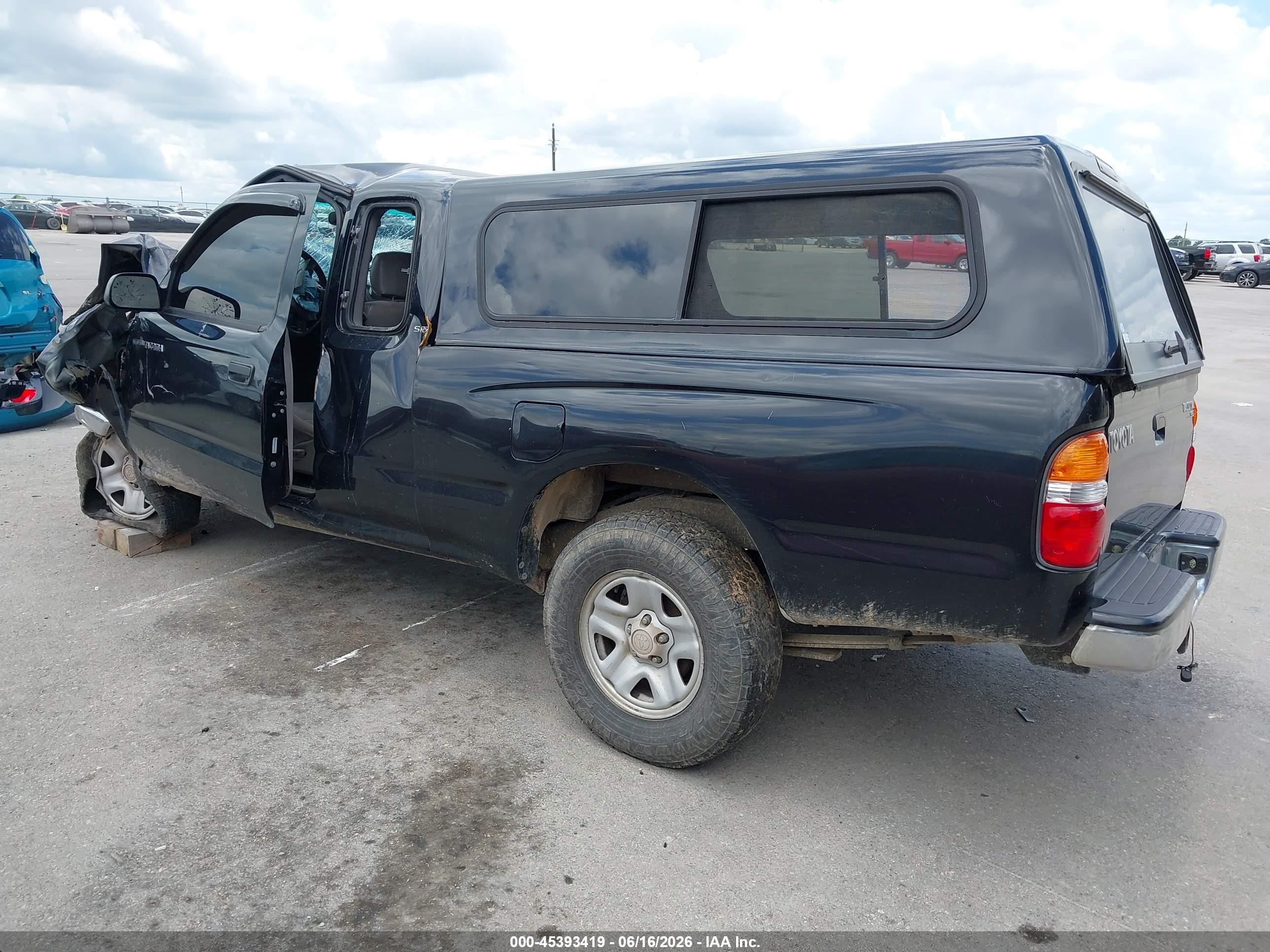 2003 Toyota Tacoma   Black vin: 5TEVL52N83Z231848