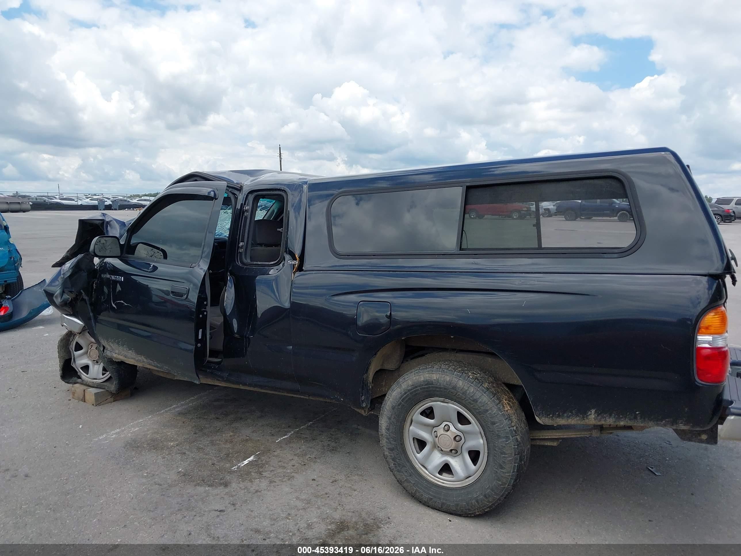 2003 Toyota Tacoma   Black vin: 5TEVL52N83Z231848