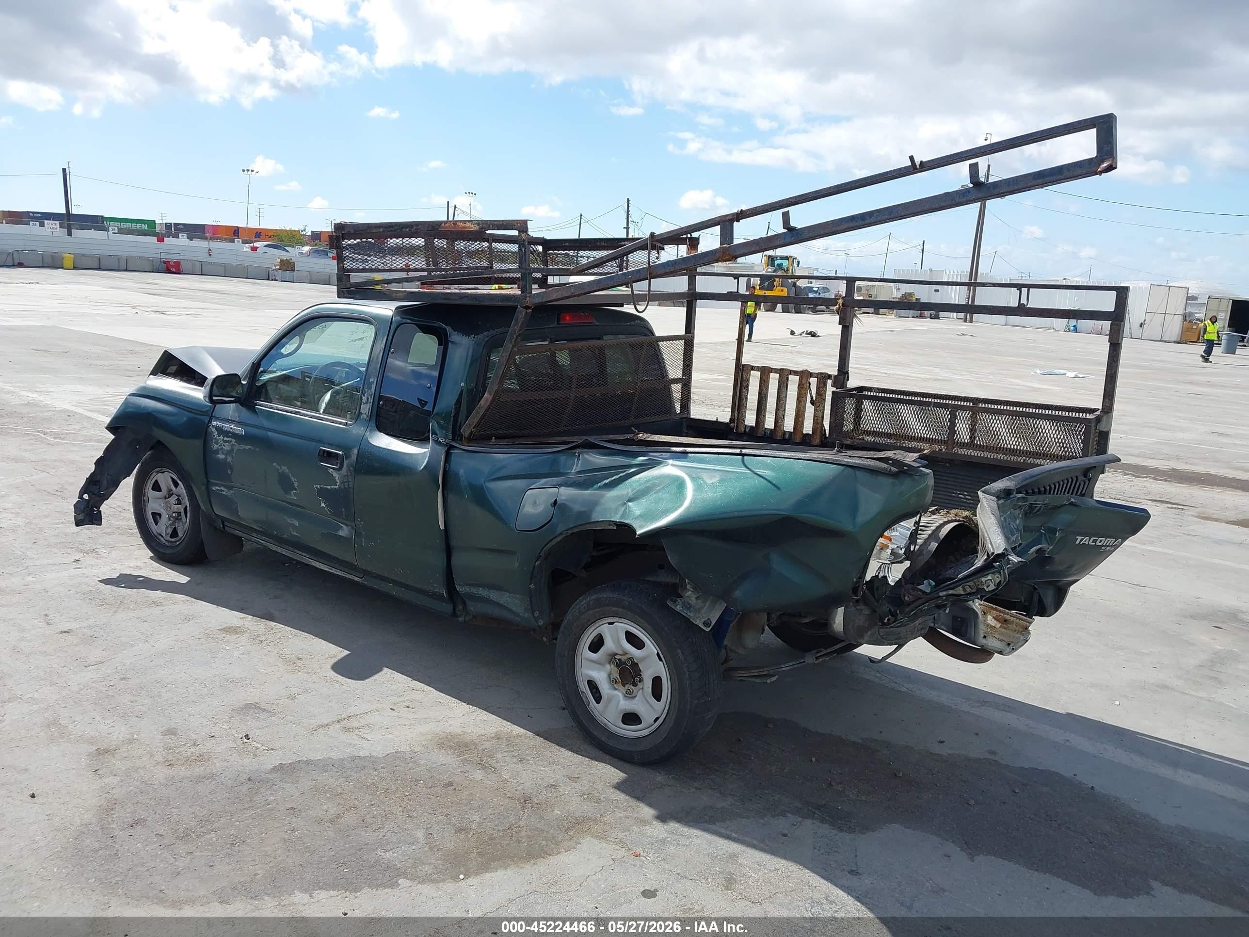 2003 Toyota Tacoma   Зеленый vin: 5TEVL52N83Z254949