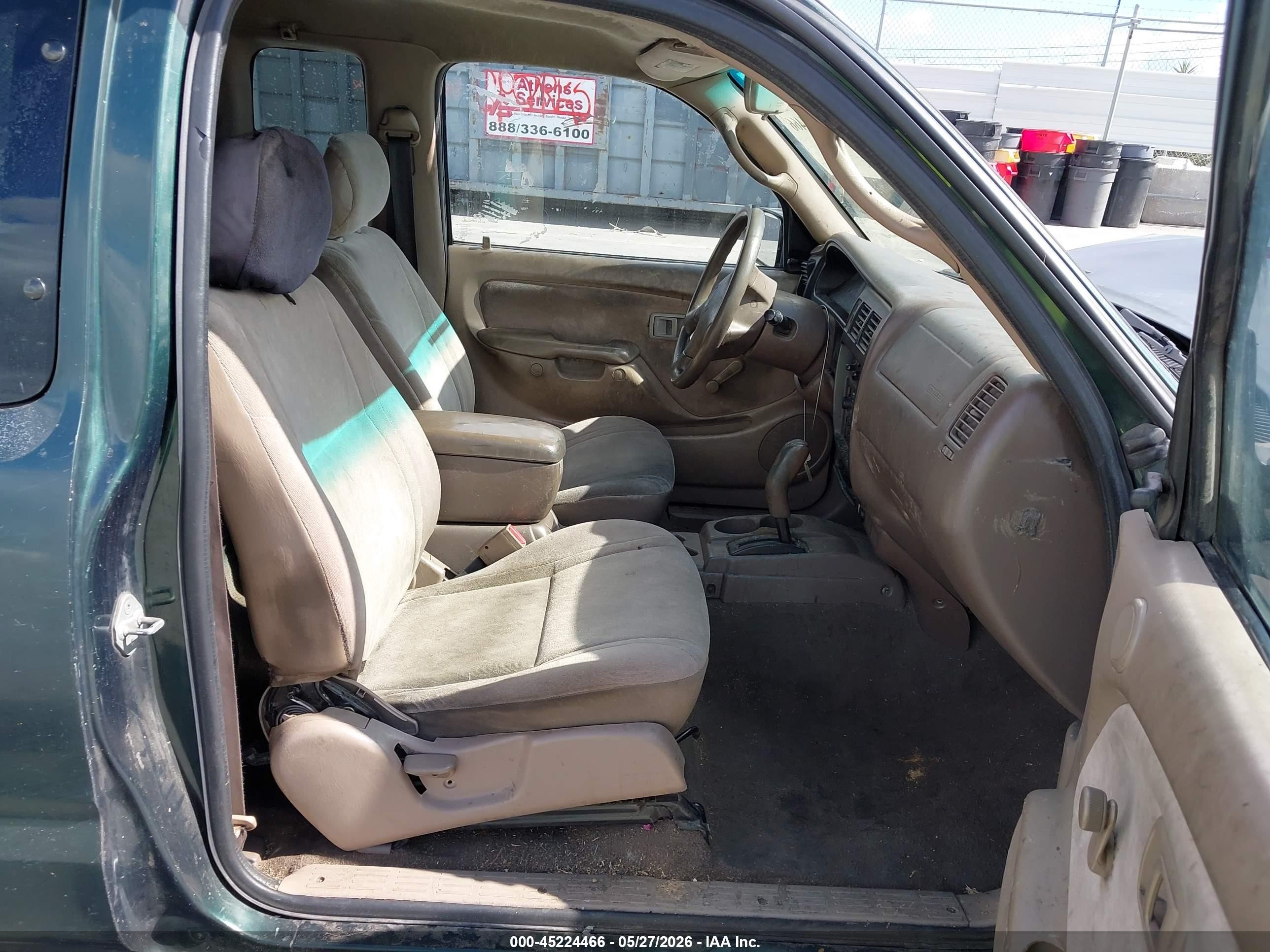2003 Toyota Tacoma   Зеленый vin: 5TEVL52N83Z254949