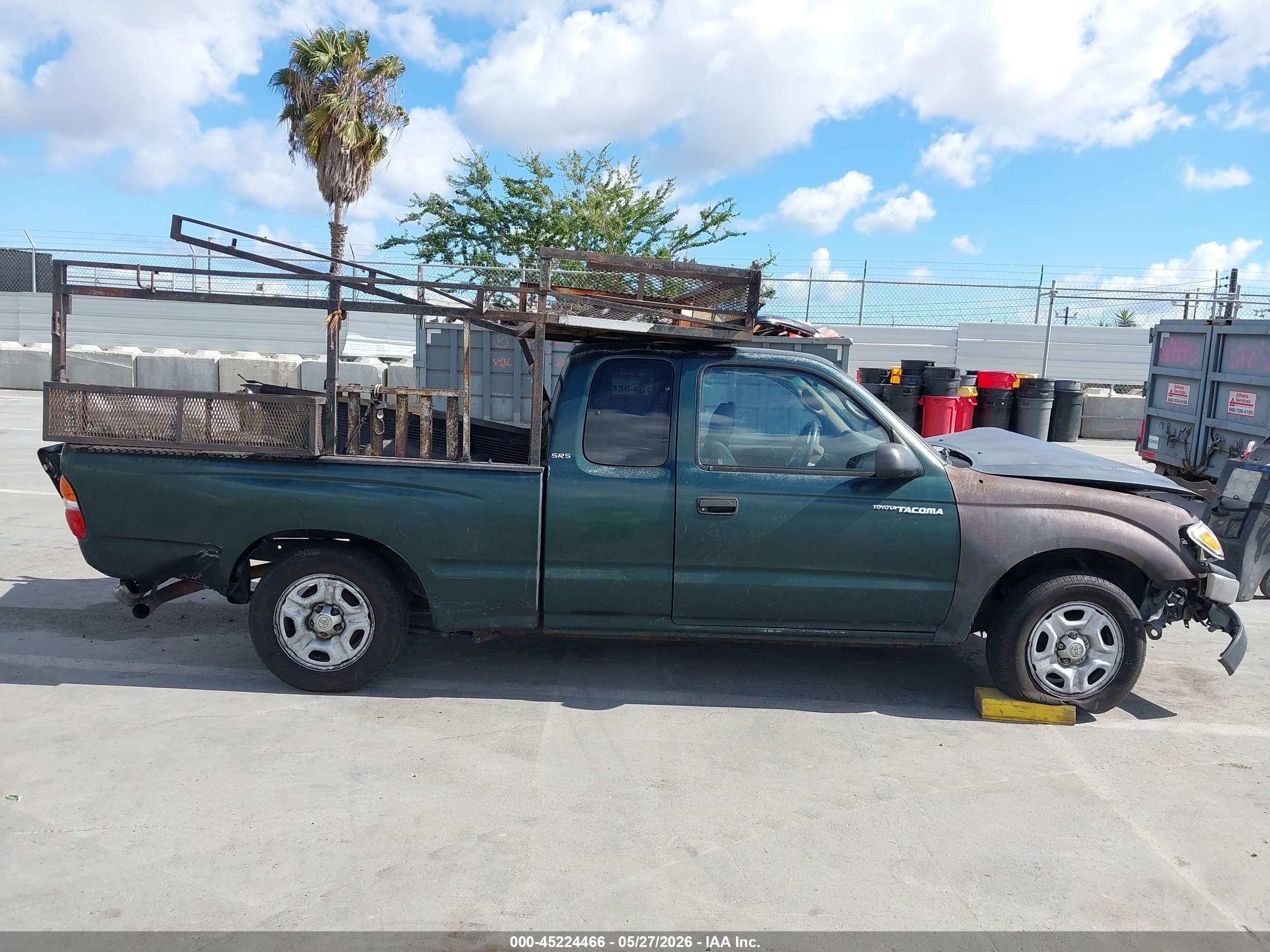 2003 Toyota Tacoma   Зеленый vin: 5TEVL52N83Z254949