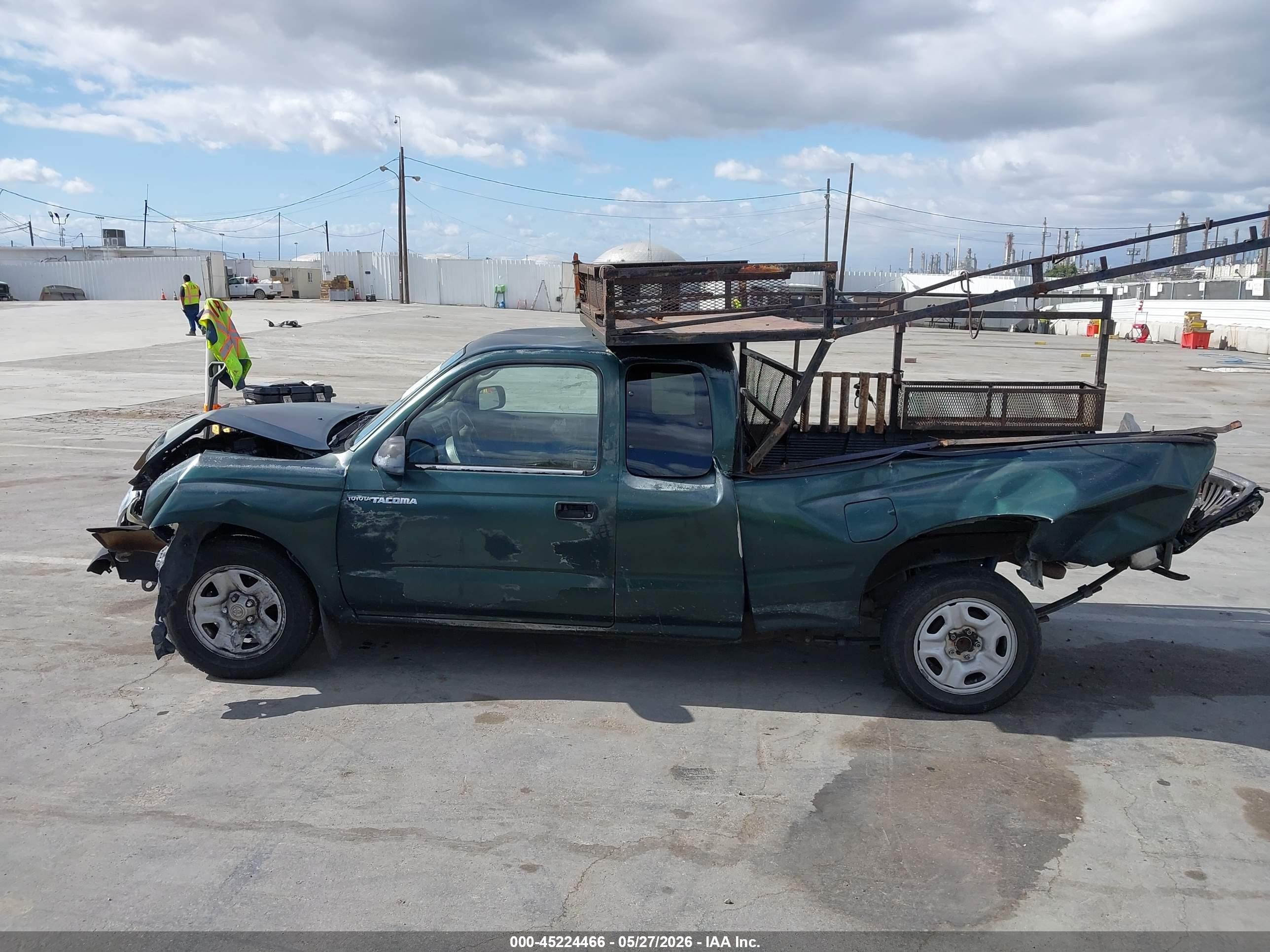 2003 Toyota Tacoma   Зеленый vin: 5TEVL52N83Z254949