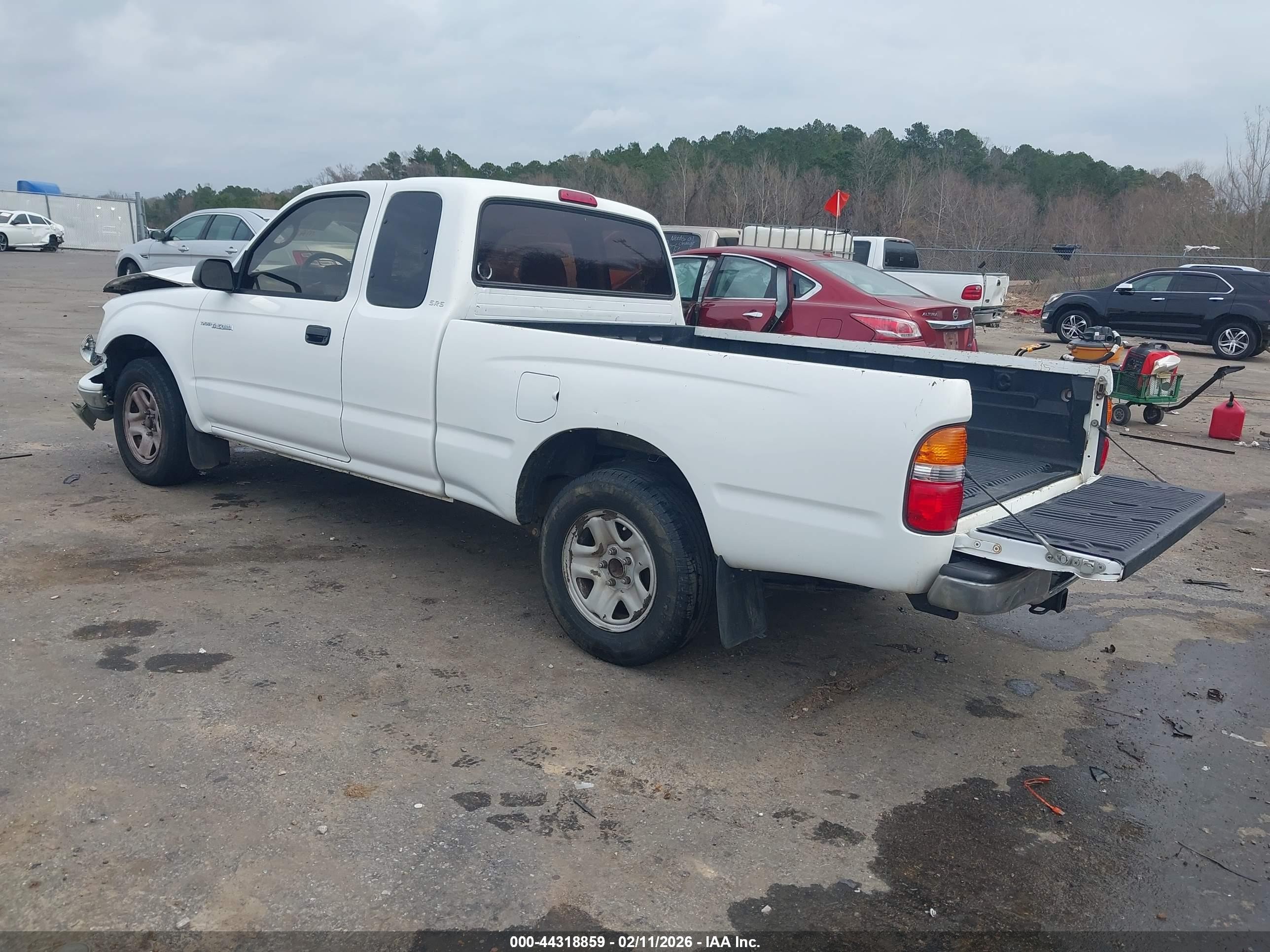 2004 Toyota Tacoma   White vin: 5TEVL52N84Z337220