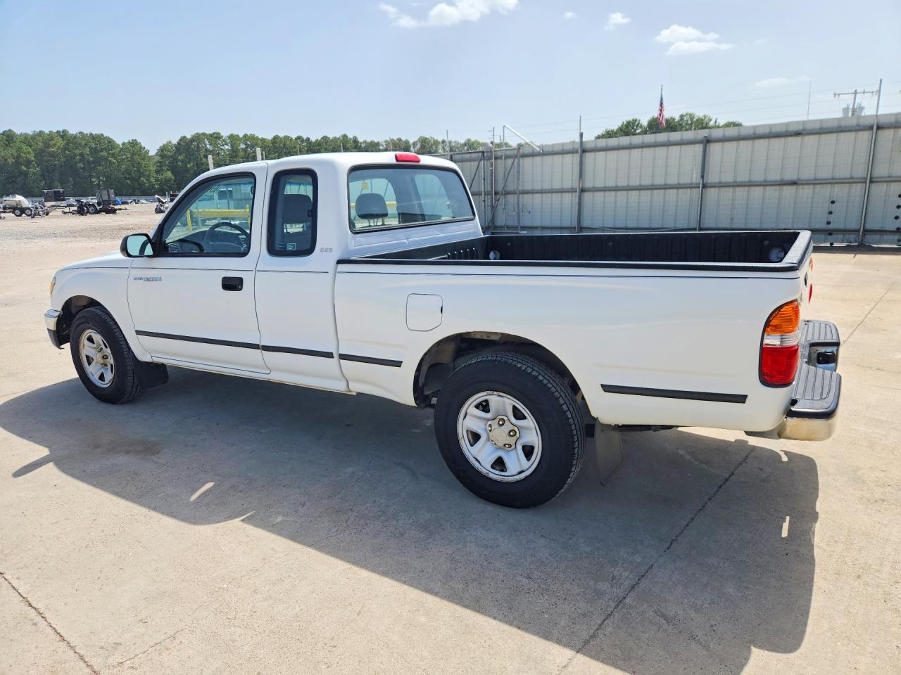 2001 Toyota Tacoma Base Белый vin: 5TEVL52NX1Z805105