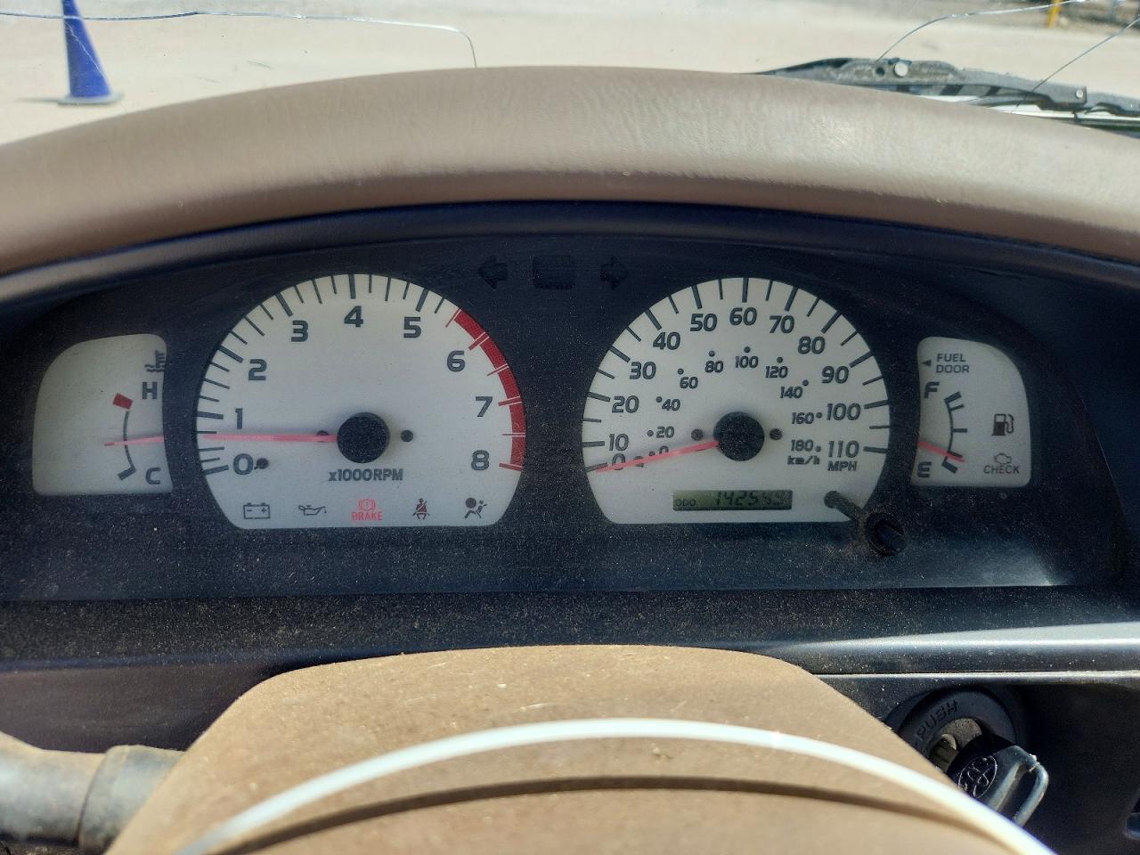 2001 Toyota Tacoma Base Белый vin: 5TEVL52NX1Z805105