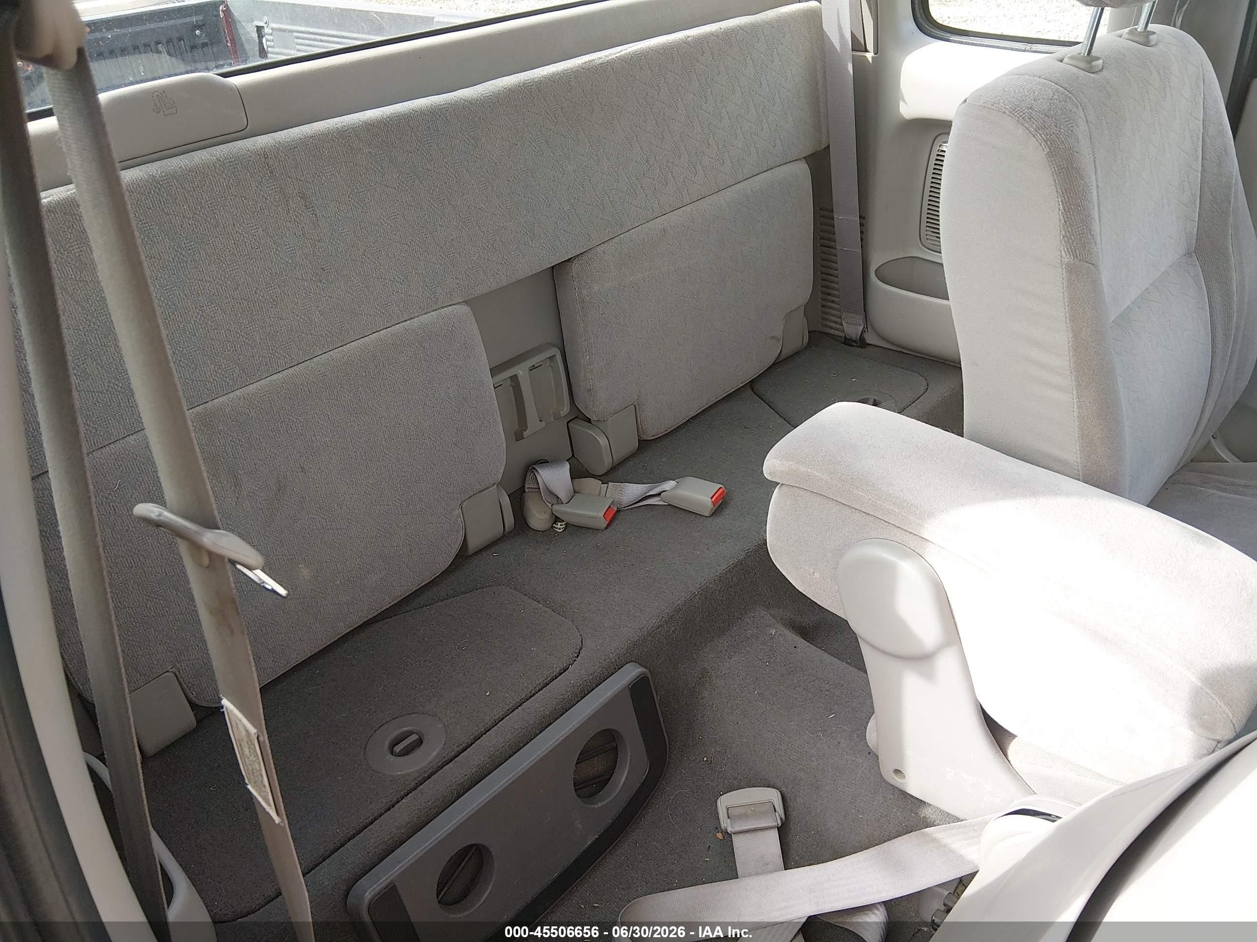 2001 Toyota Tacoma   Red vin: 5TEVL52NX1Z837326