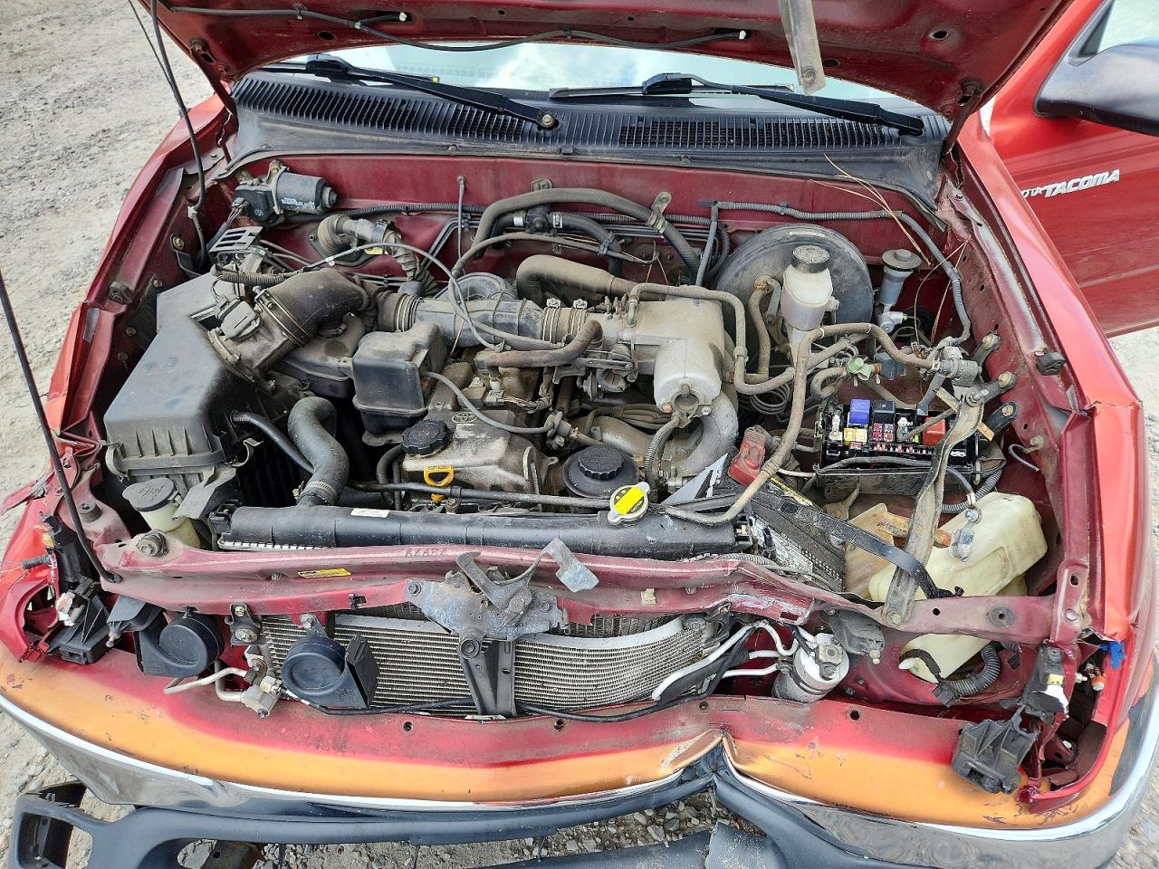 2003 Toyota Tacoma Xtracab Red vin: 5TEVL52NX3Z179977