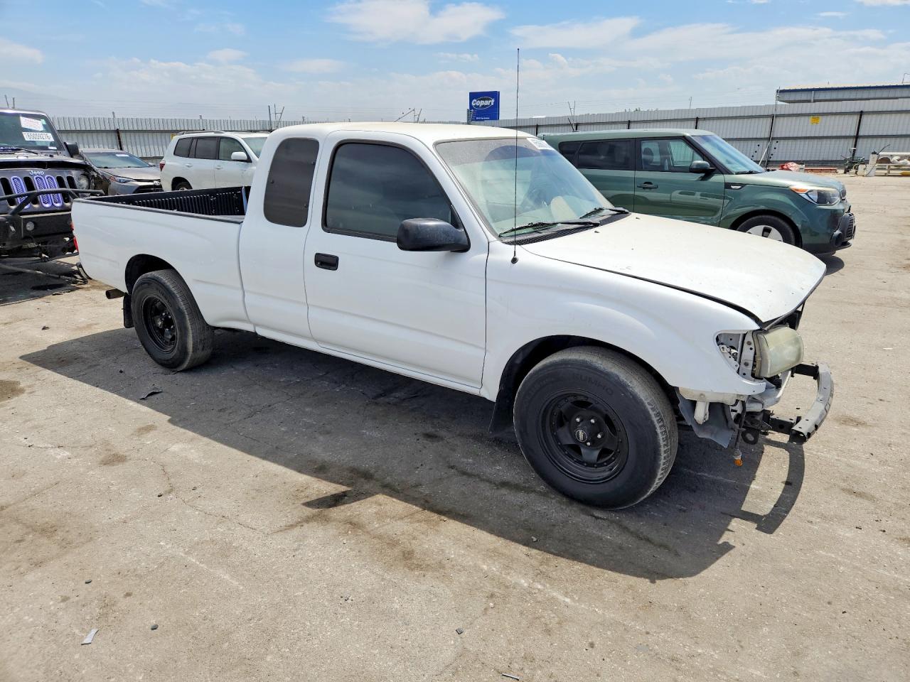 2003 Toyota Tacoma Base White vin: 5TEVL52NX3Z300412