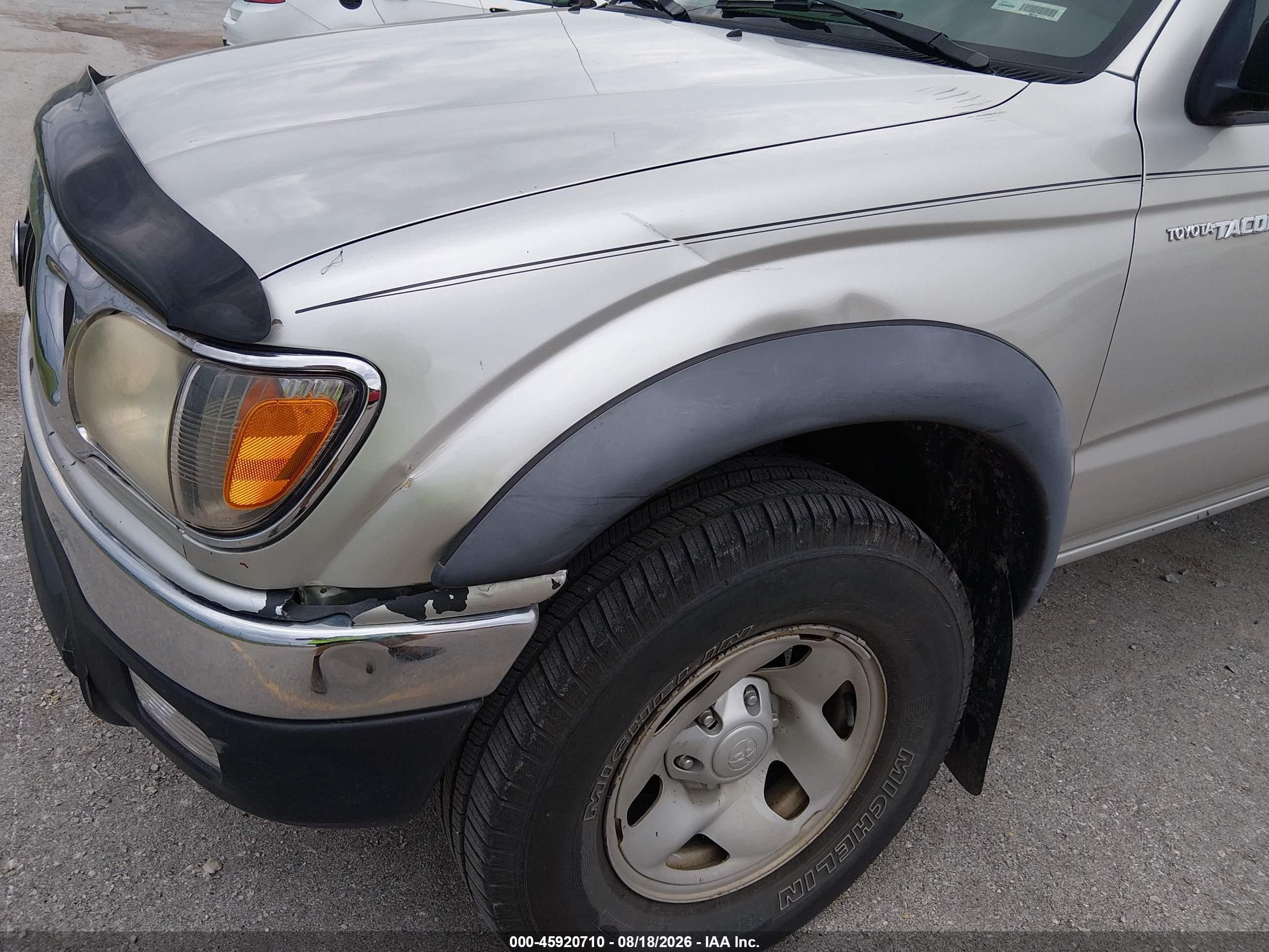 2004 Toyota Tacoma   Silver vin: 5TEWM72N14Z323351