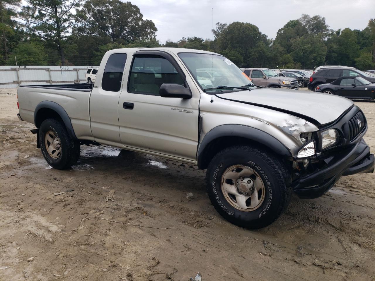 2004 Toyota Tacoma Xtracab Silver vin: 5TEWM72N24Z397555