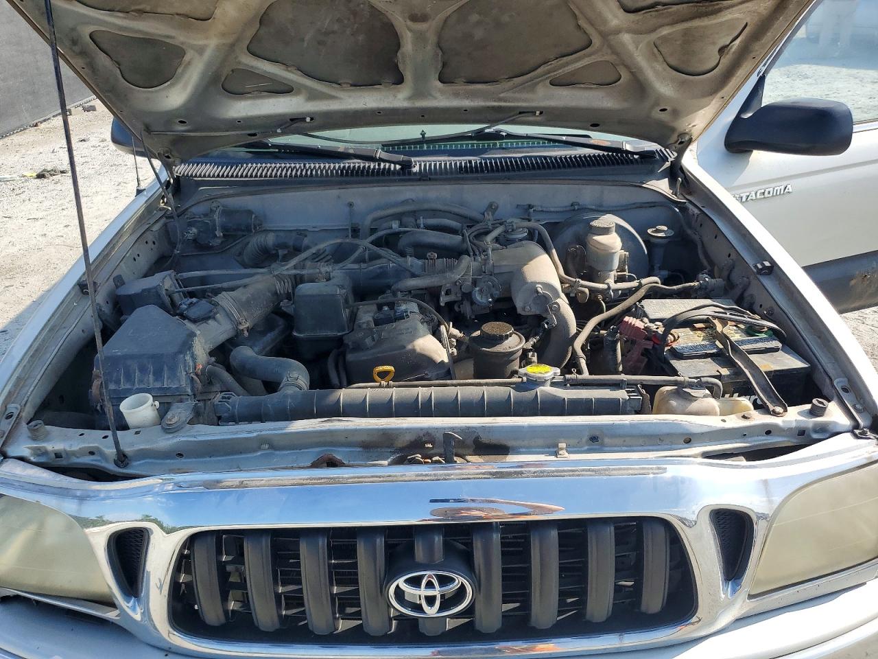 2002 Toyota Tacoma Base Silver vin: 5TEWM72N32Z030242
