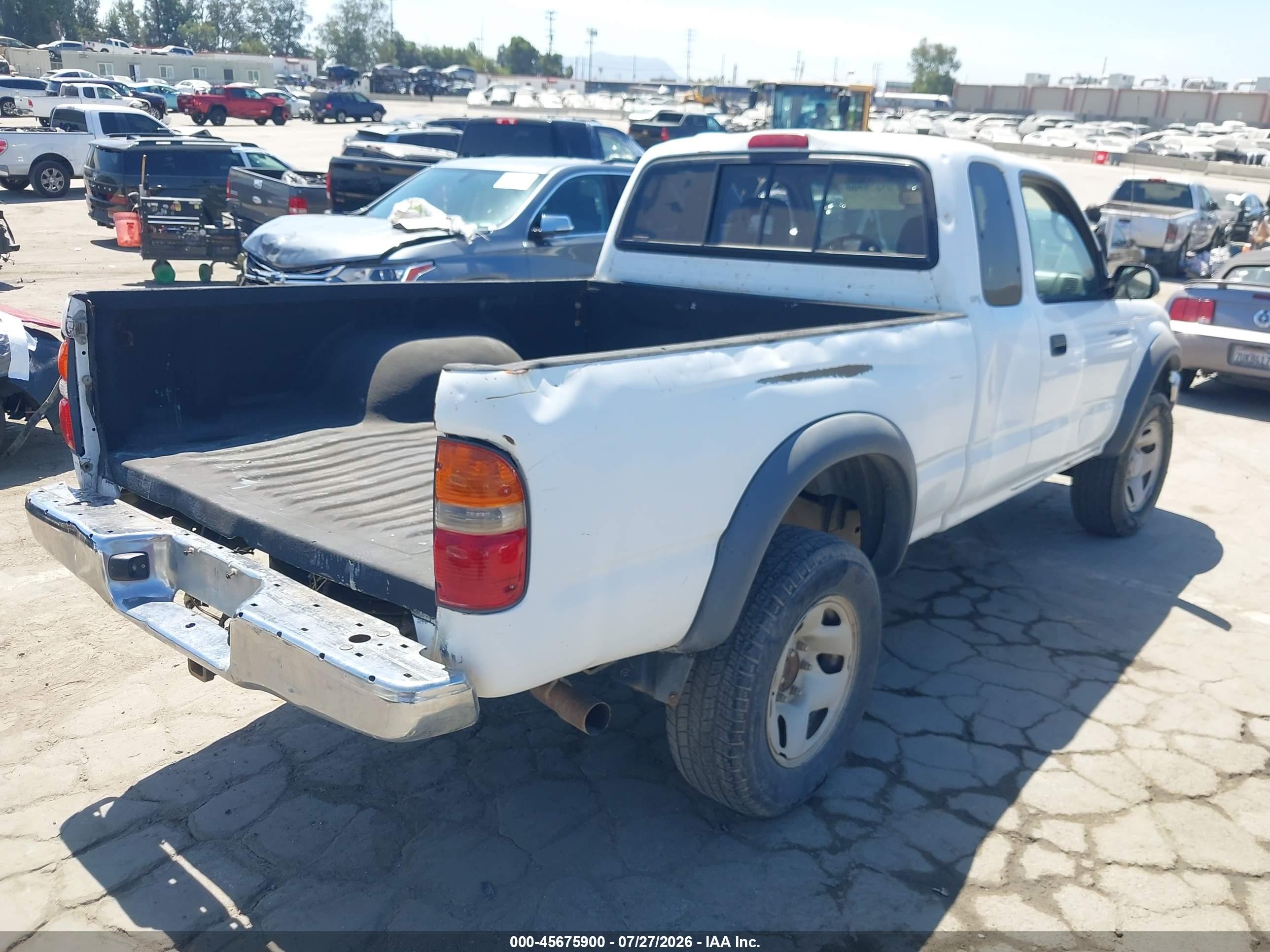 2002 Toyota Tacoma   White vin: 5TEWM72N32Z080266