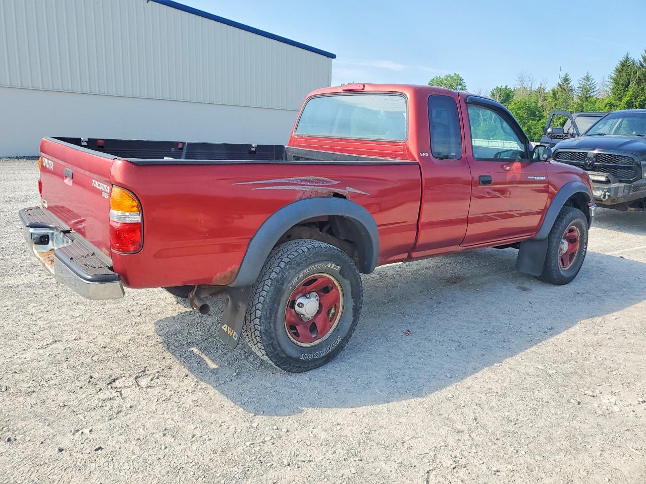 2002 Toyota Tacoma Xtracab Red vin: 5TEWM72N32Z094118