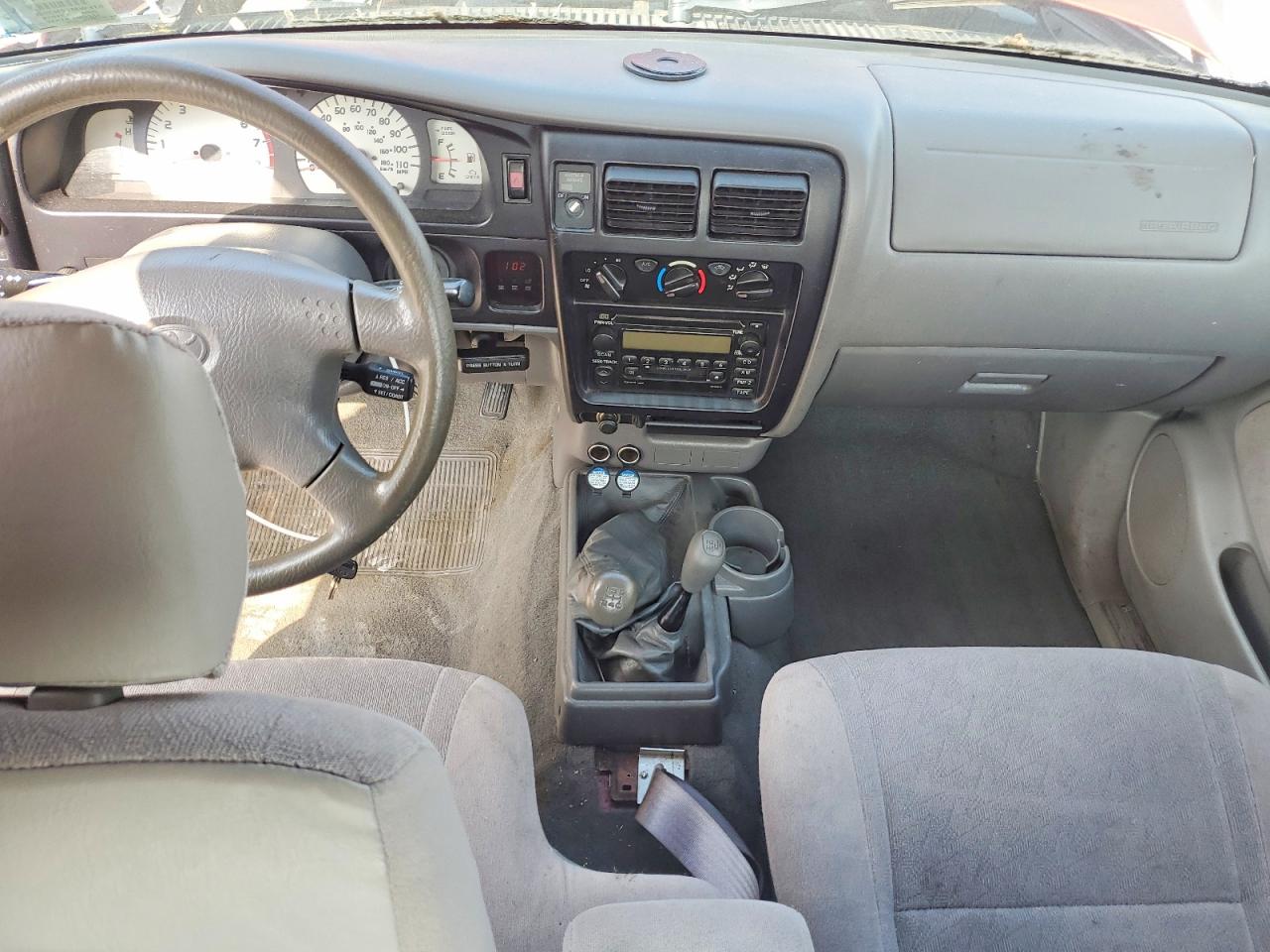 2002 Toyota Tacoma Xtracab Red vin: 5TEWM72N32Z094118
