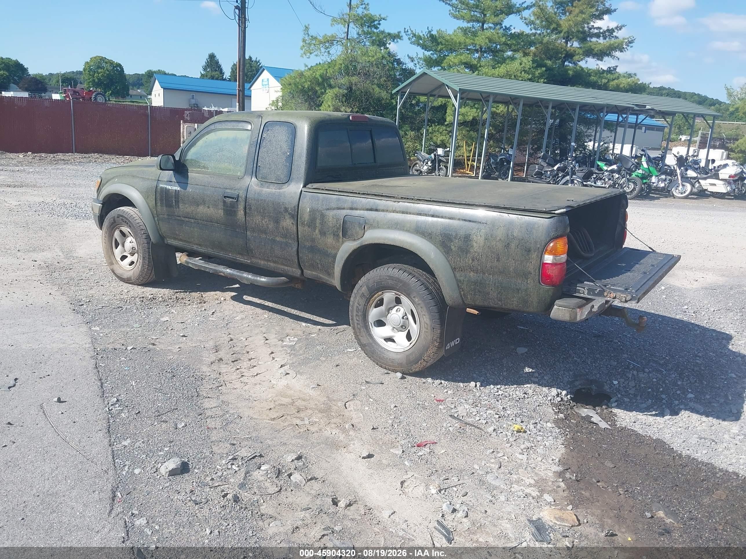 2003 Toyota Tacoma   Black vin: 5TEWM72N33Z148177