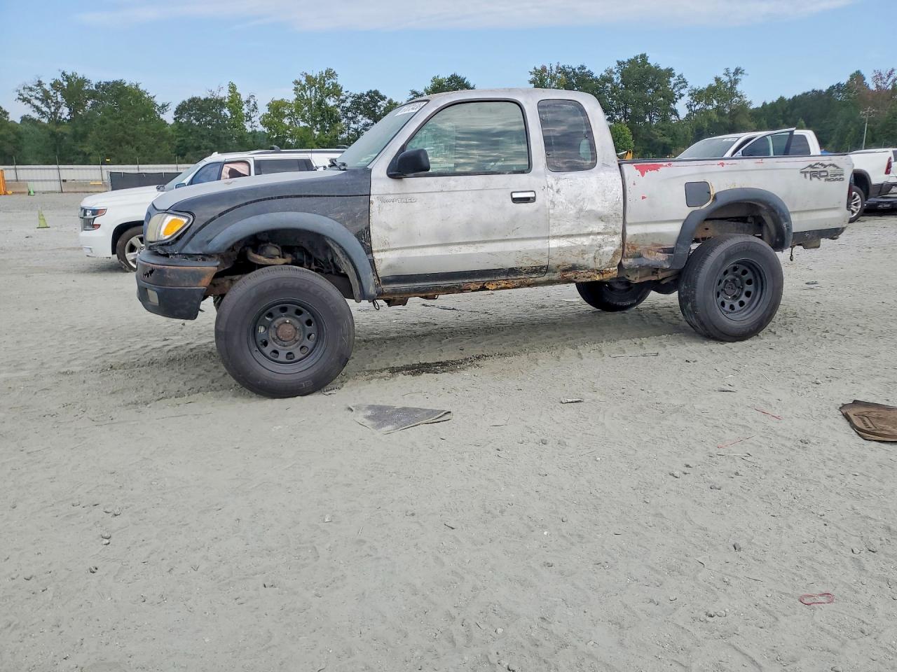 2004 Toyota Tacoma Base Gray vin: 5TEWM72N44Z358403