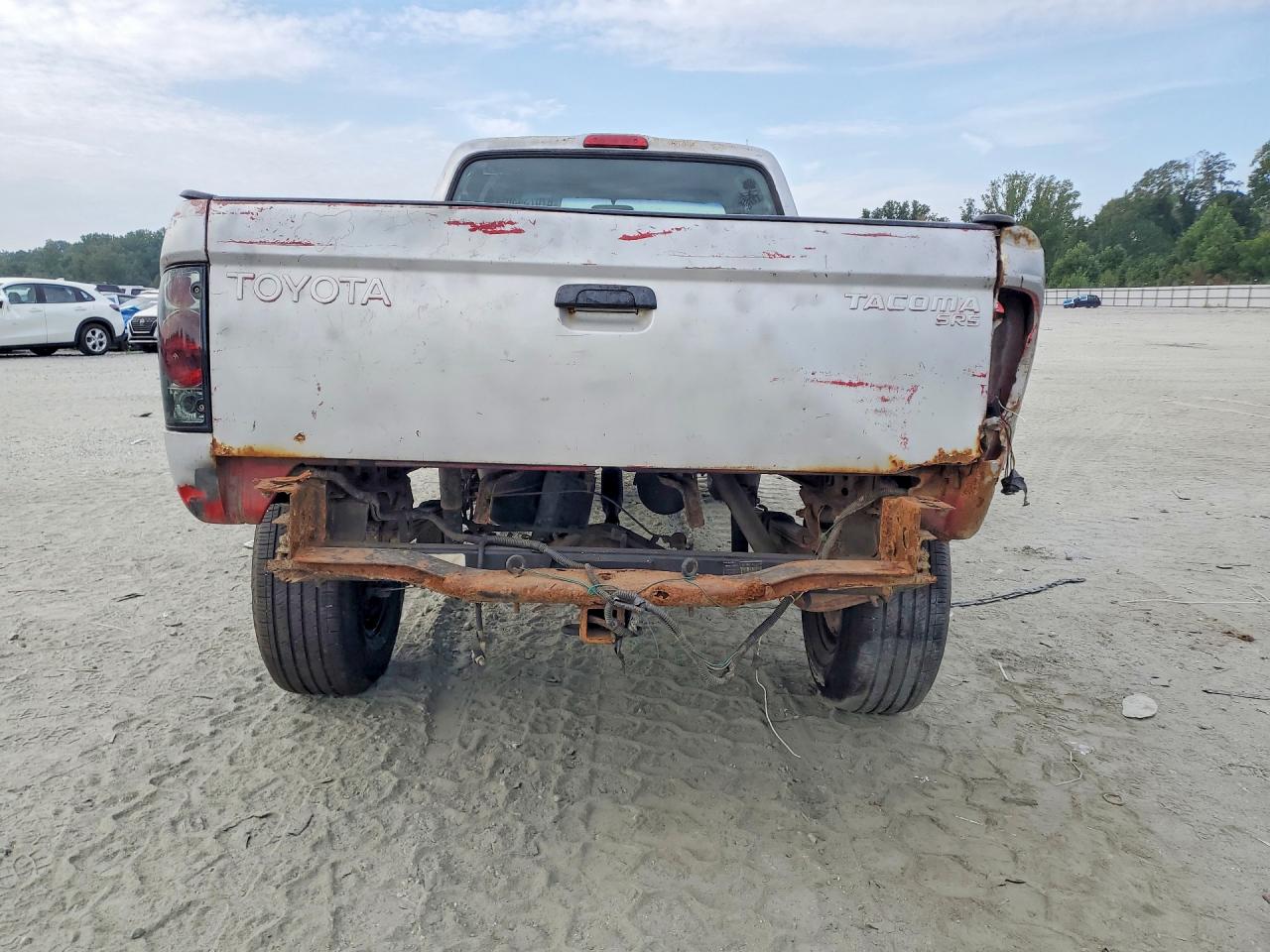 2004 Toyota Tacoma Base Gray vin: 5TEWM72N44Z358403