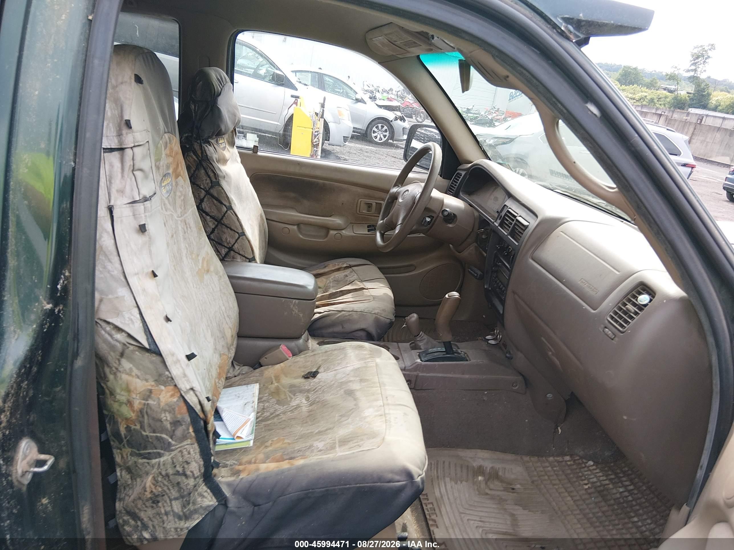 2001 Toyota Tacoma   Зеленый vin: 5TEWM72N61Z803042