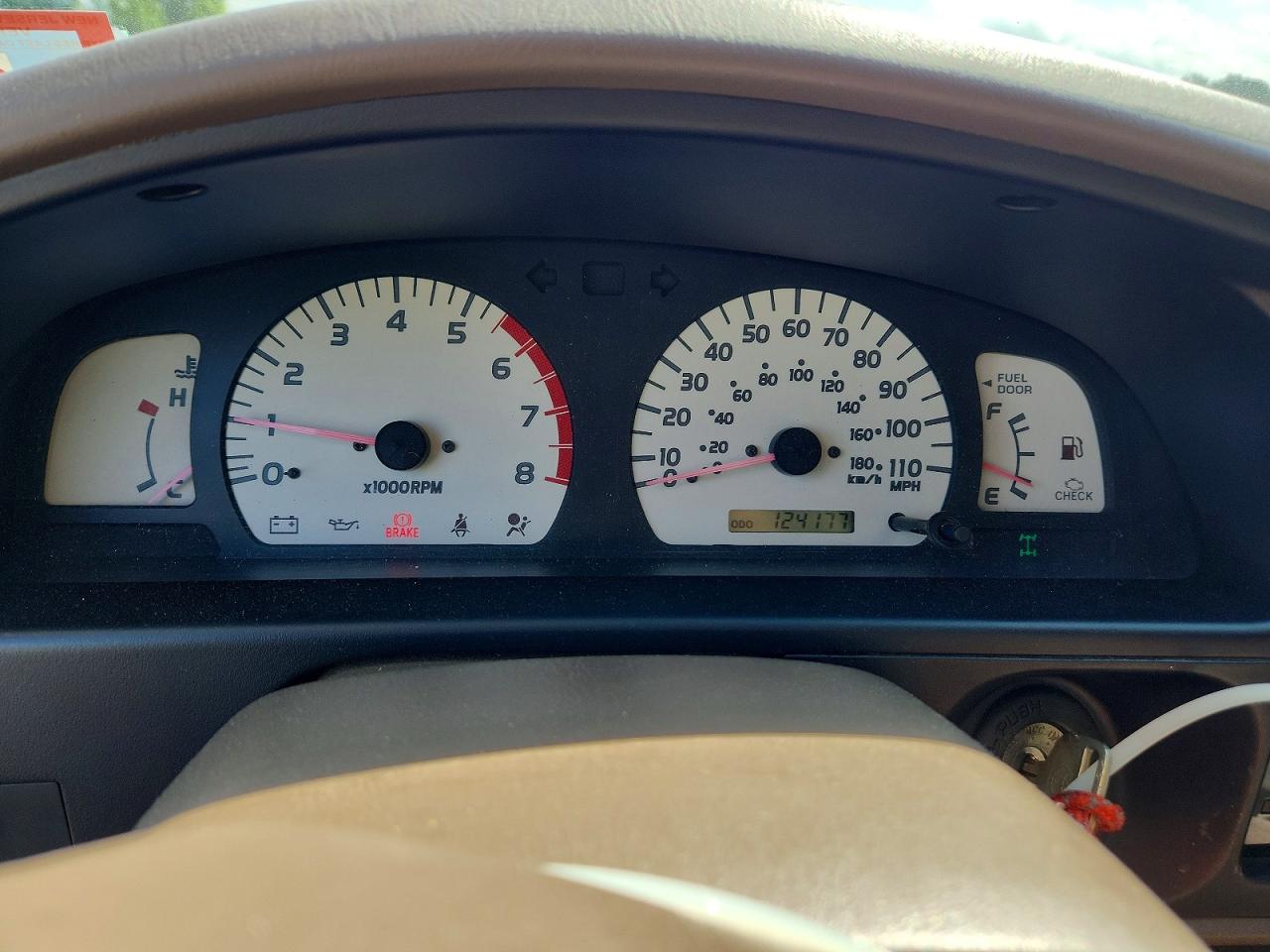 2003 Toyota Tacoma Base White vin: 5TEWM72N63Z275604