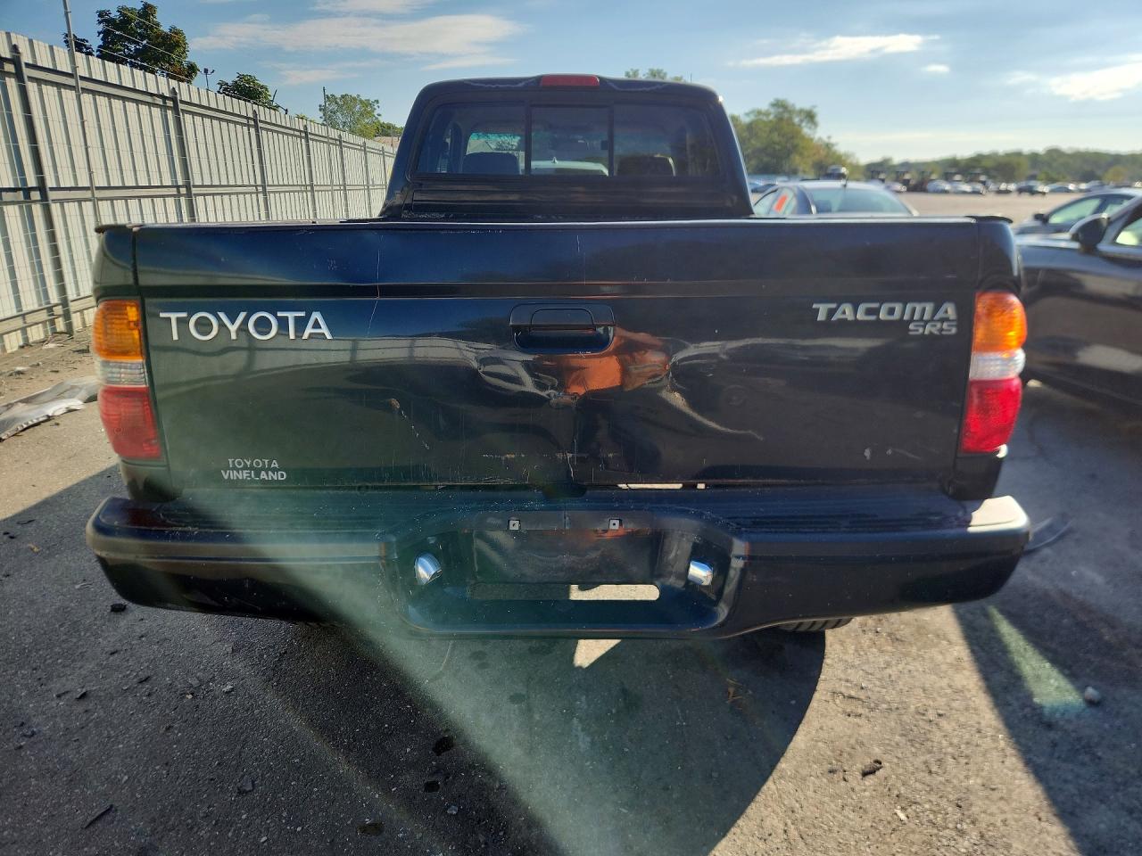 2001 Toyota Tacoma Base Black vin: 5TEWM72N71Z860396