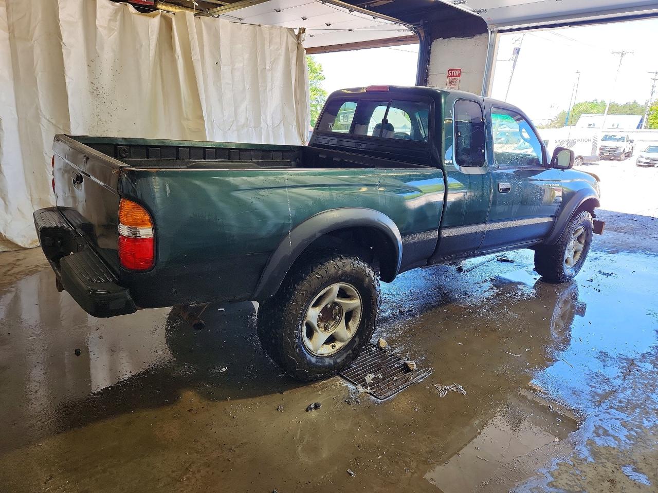 2003 Toyota Tacoma Xtracab Green vin: 5TEWM72N73Z154497