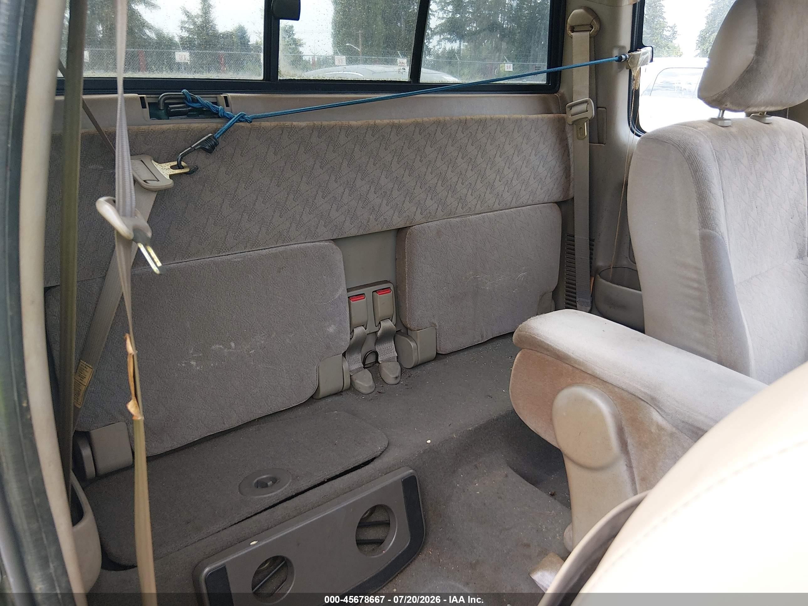 2003 Toyota Tacoma   Зеленый vin: 5TEWM72N73Z247844