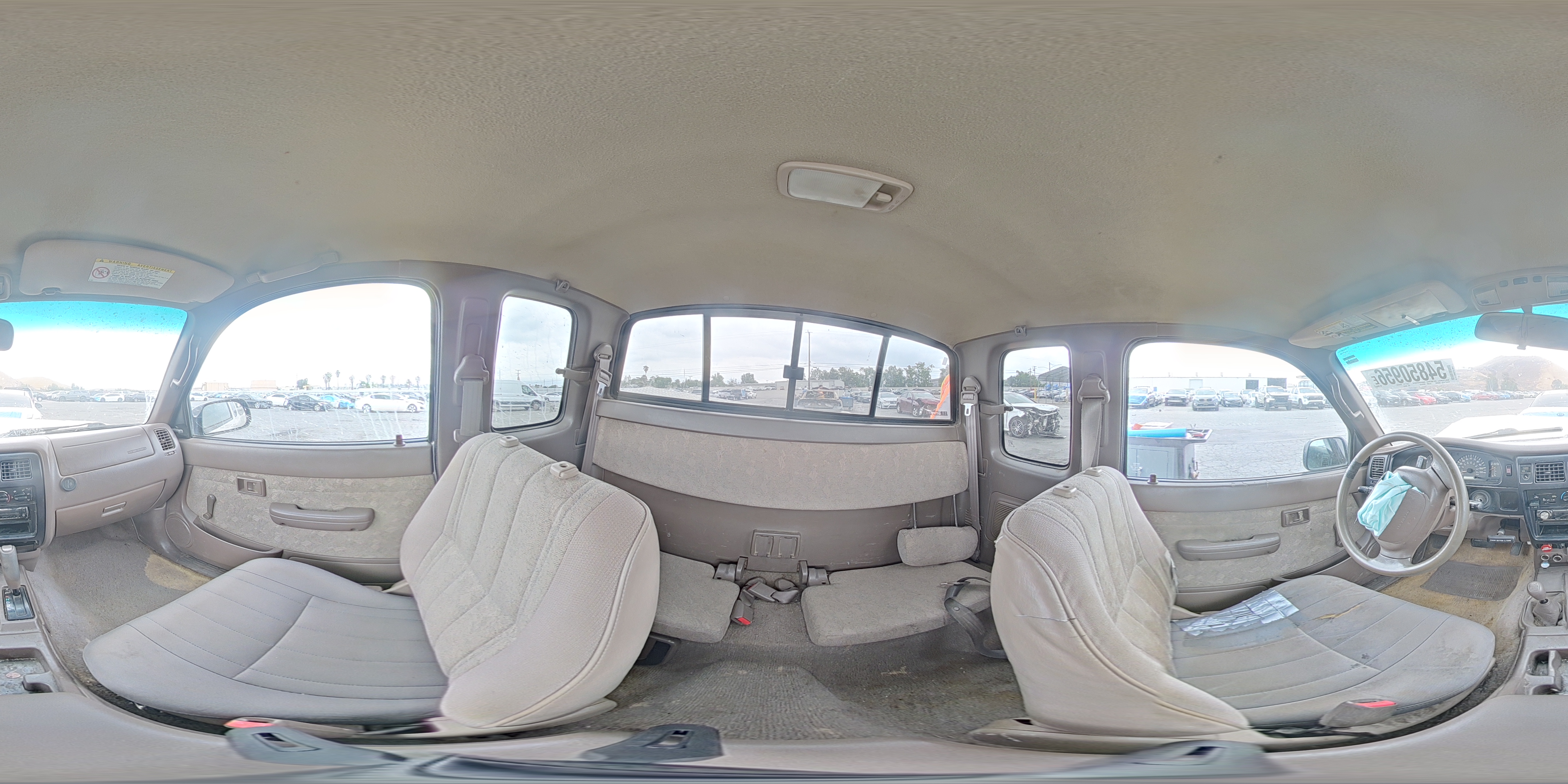 2000 Toyota Tacoma Xtracab White vin: 5TEWM72N7YZ698683