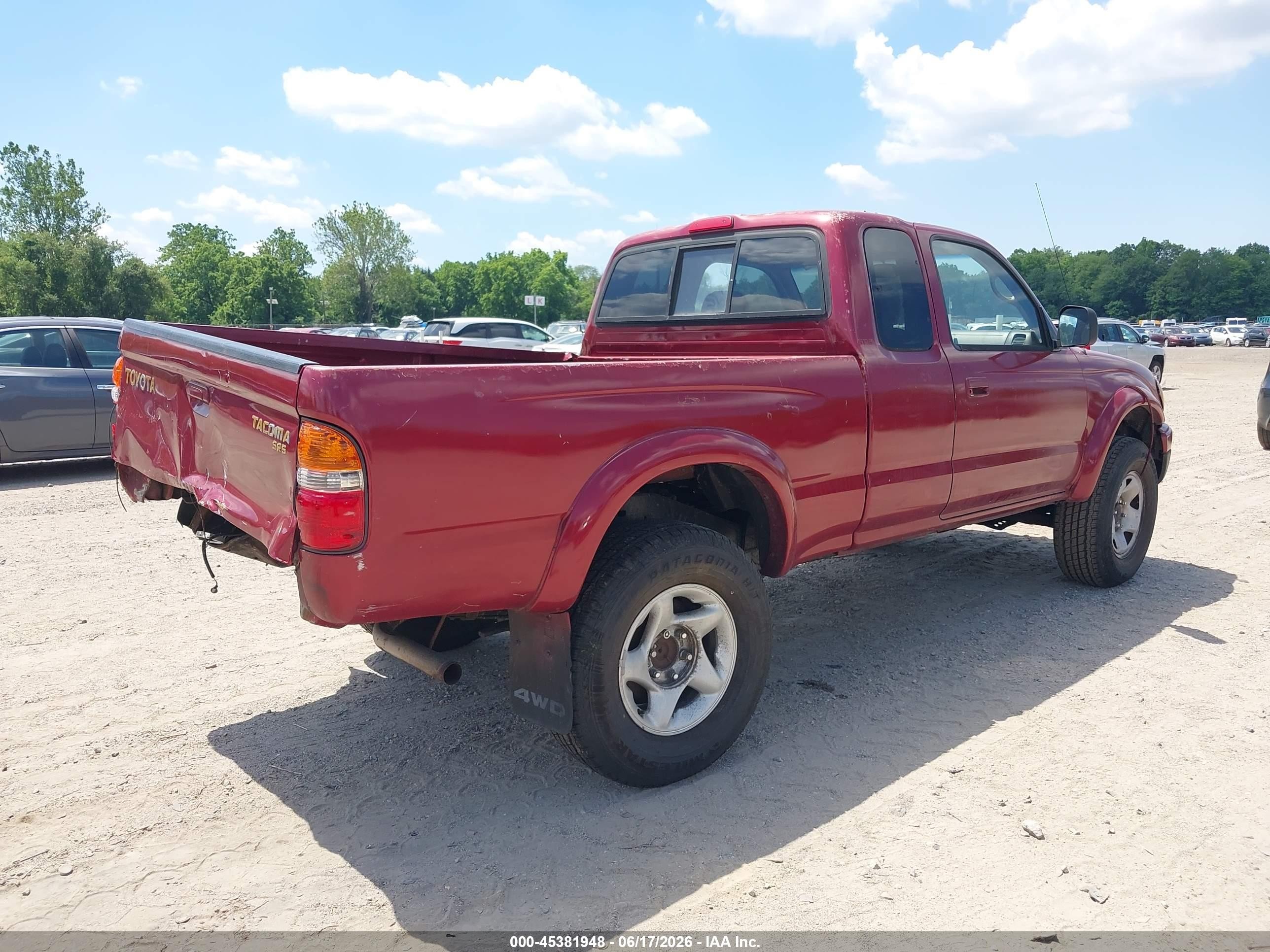2001 Toyota Tacoma   Red vin: 5TEWM72N81Z820408