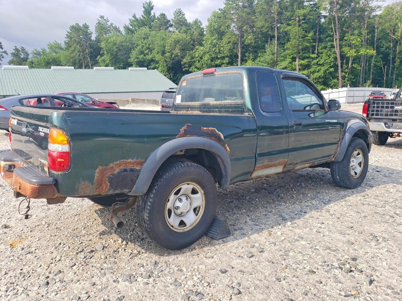2001 Toyota Tacoma Base Green vin: 5TEWM72N81Z834809