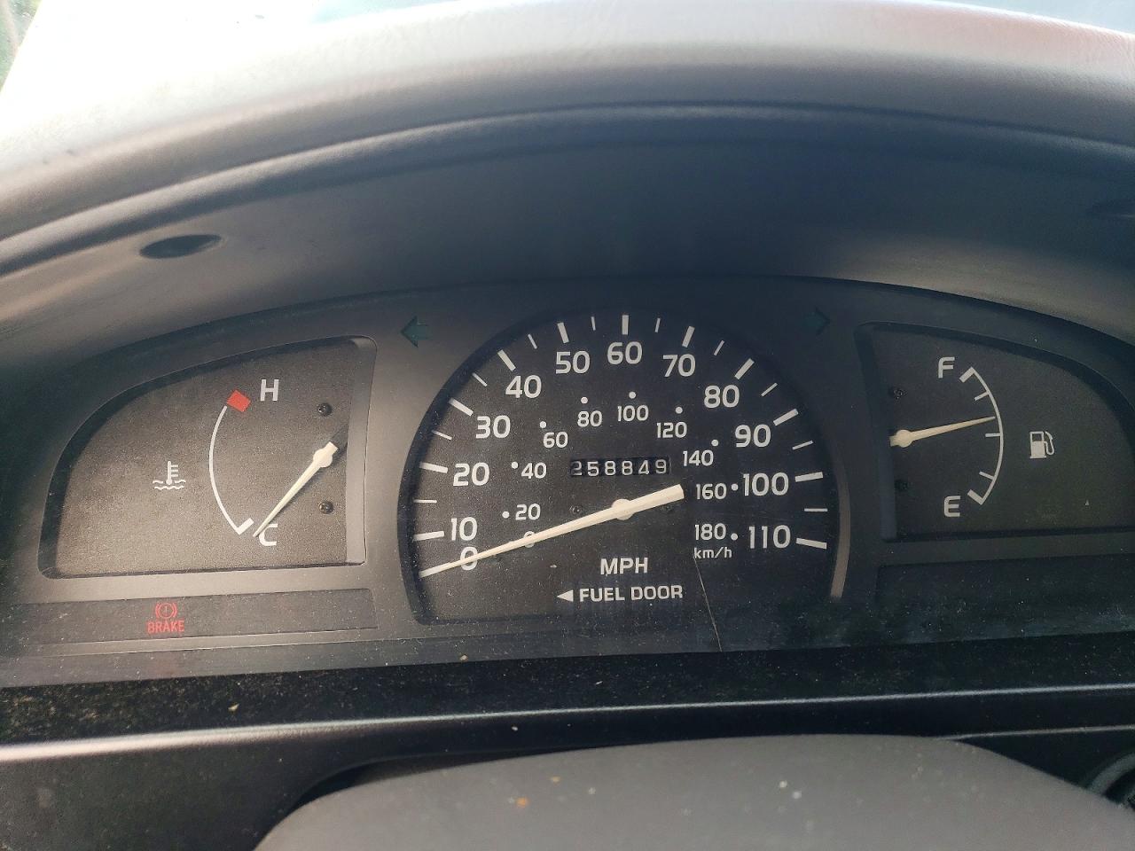 2001 Toyota Tacoma Base Green vin: 5TEWM72N81Z834809