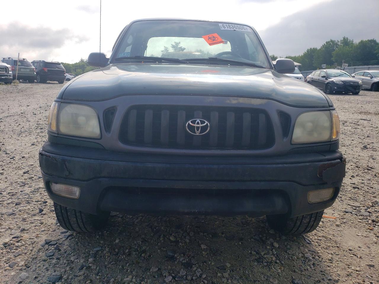 2001 Toyota Tacoma Base Green vin: 5TEWM72N81Z834809