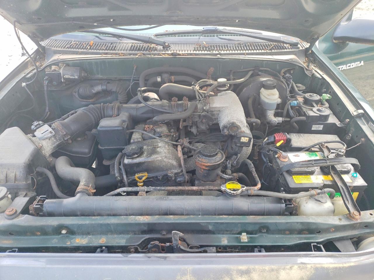 2001 Toyota Tacoma Base Green vin: 5TEWM72N81Z834809