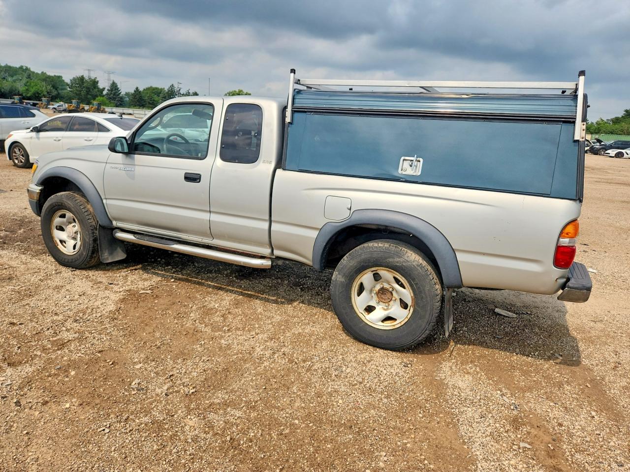 2003 Toyota Tacoma Base Silver vin: 5TEWM72N83Z150331