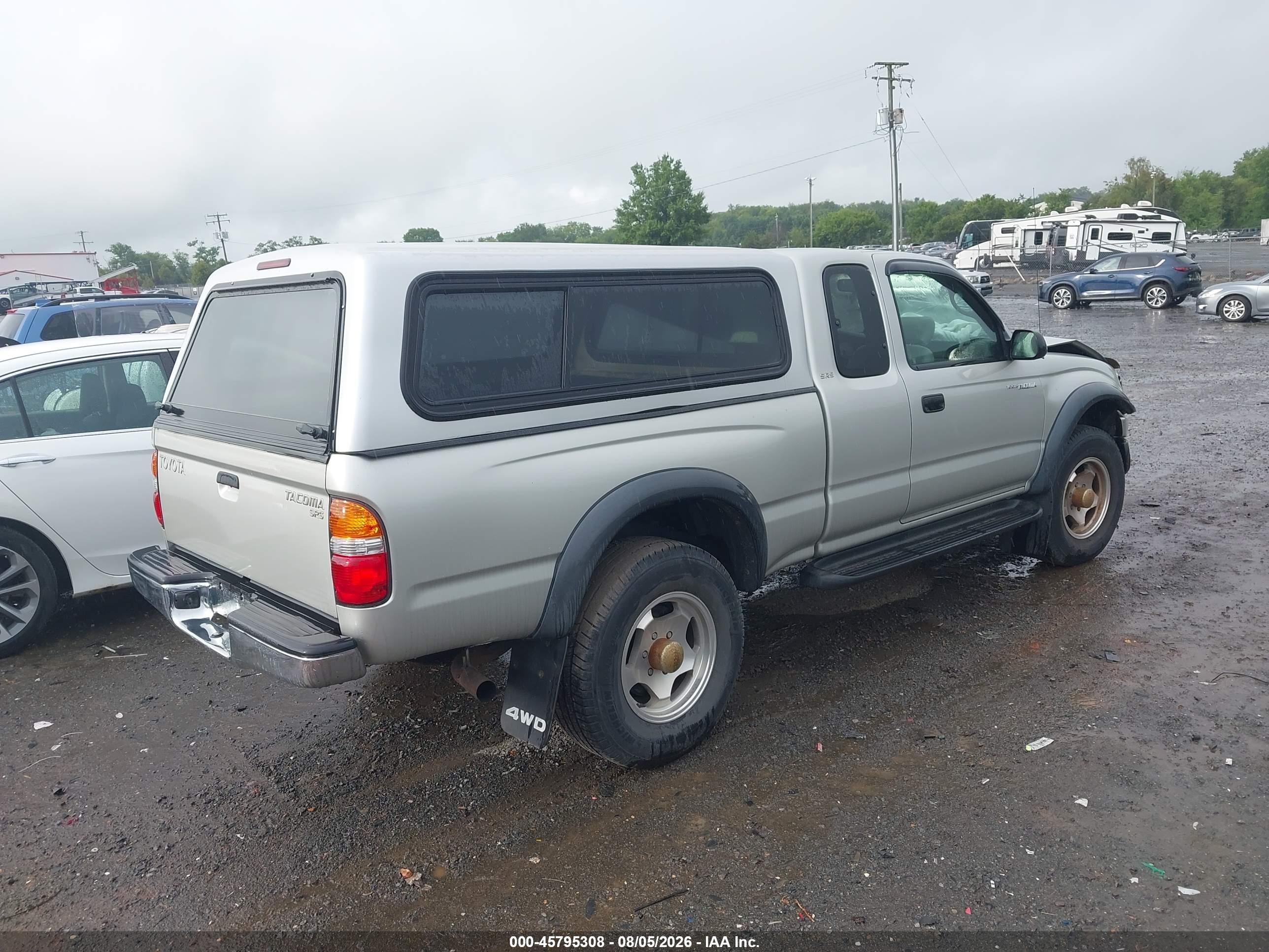 2004 Toyota Tacoma   Gold vin: 5TEWM72N84Z439131