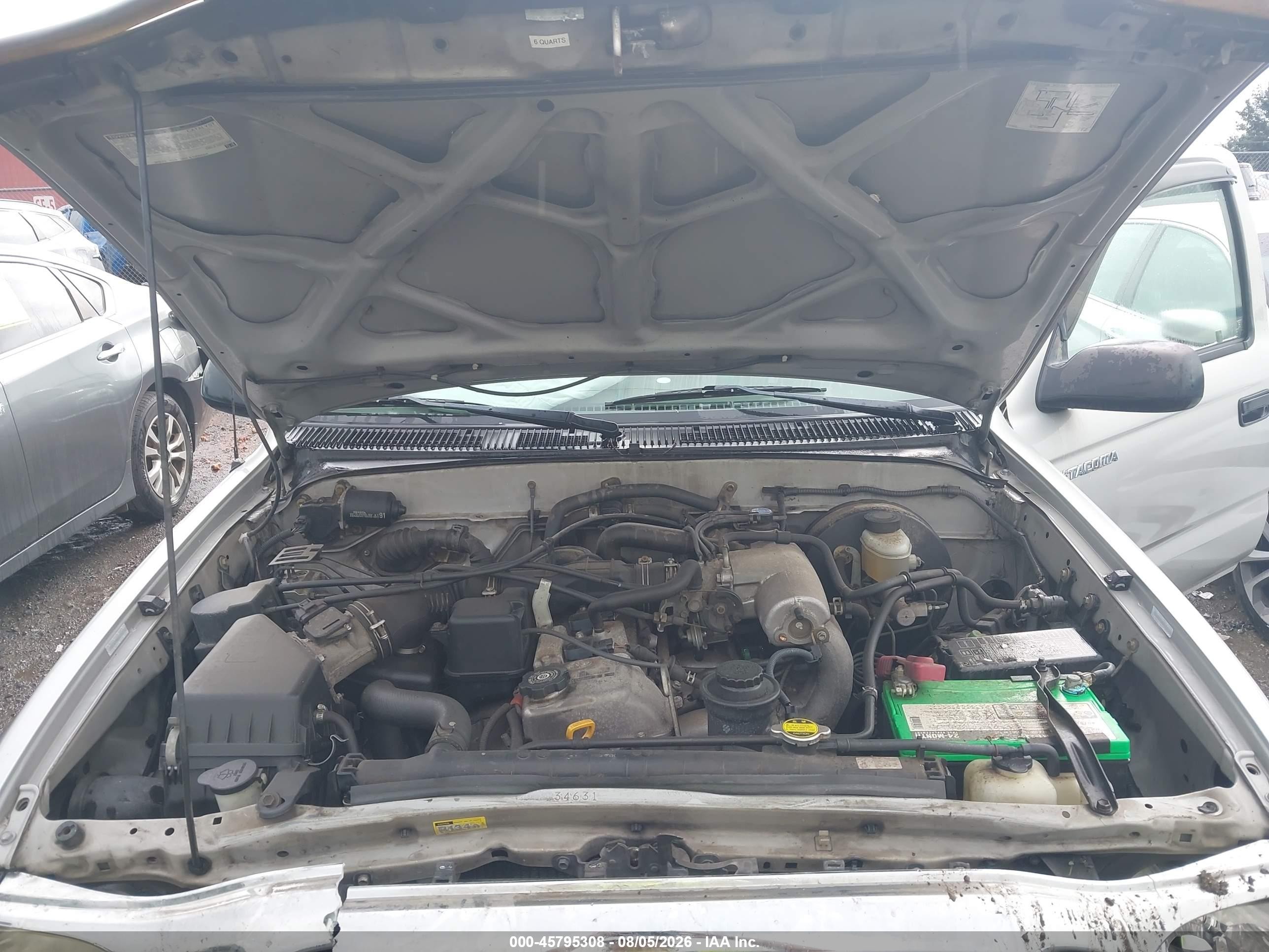 2004 Toyota Tacoma   Gold vin: 5TEWM72N84Z439131