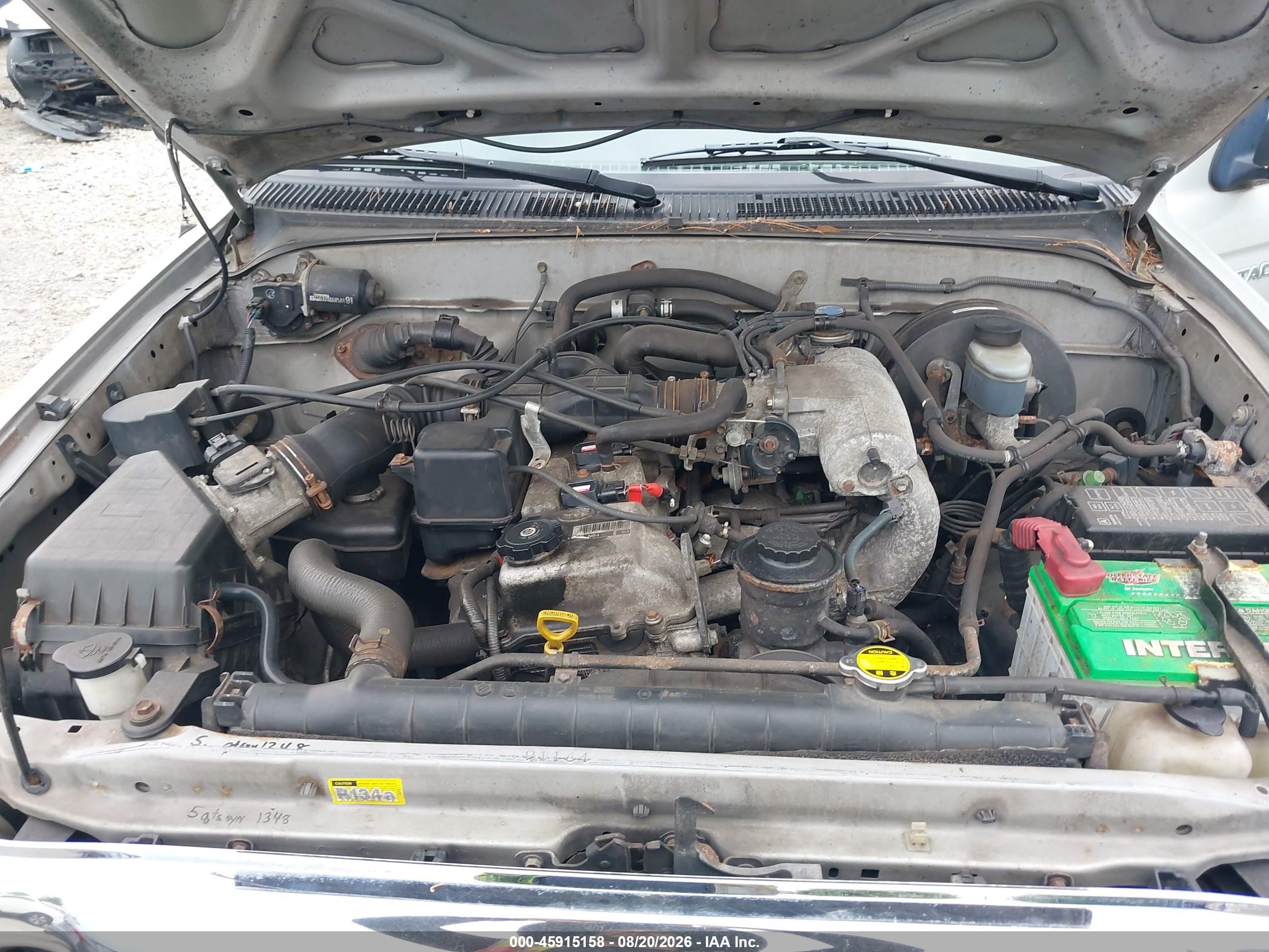 2002 Toyota Tacoma   Серебряный vin: 5TEWM72NX2Z111464
