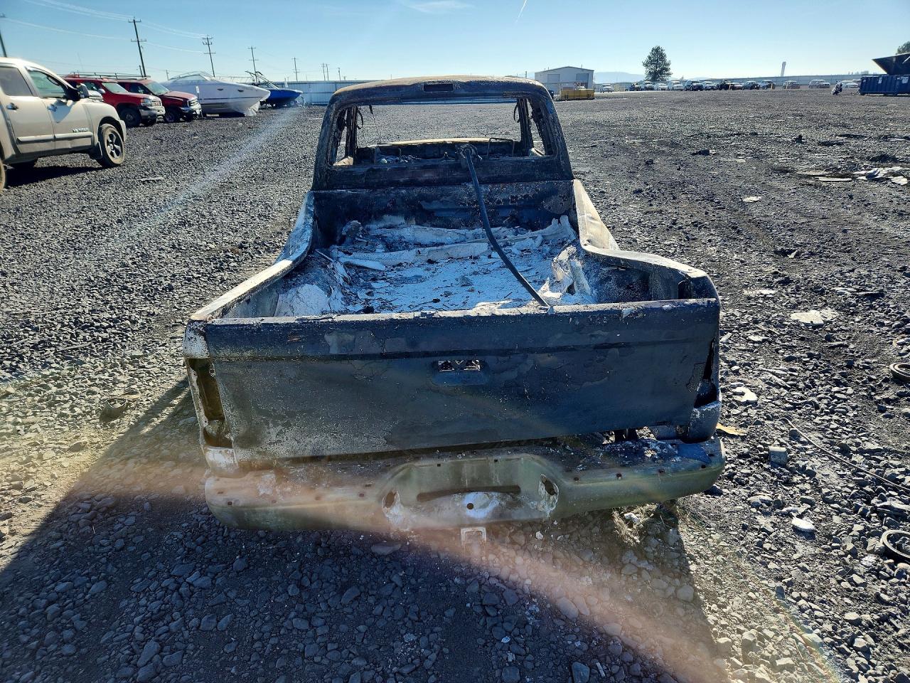 2004 Toyota Tacoma Base Burn vin: 5TEWM72NX4Z407118