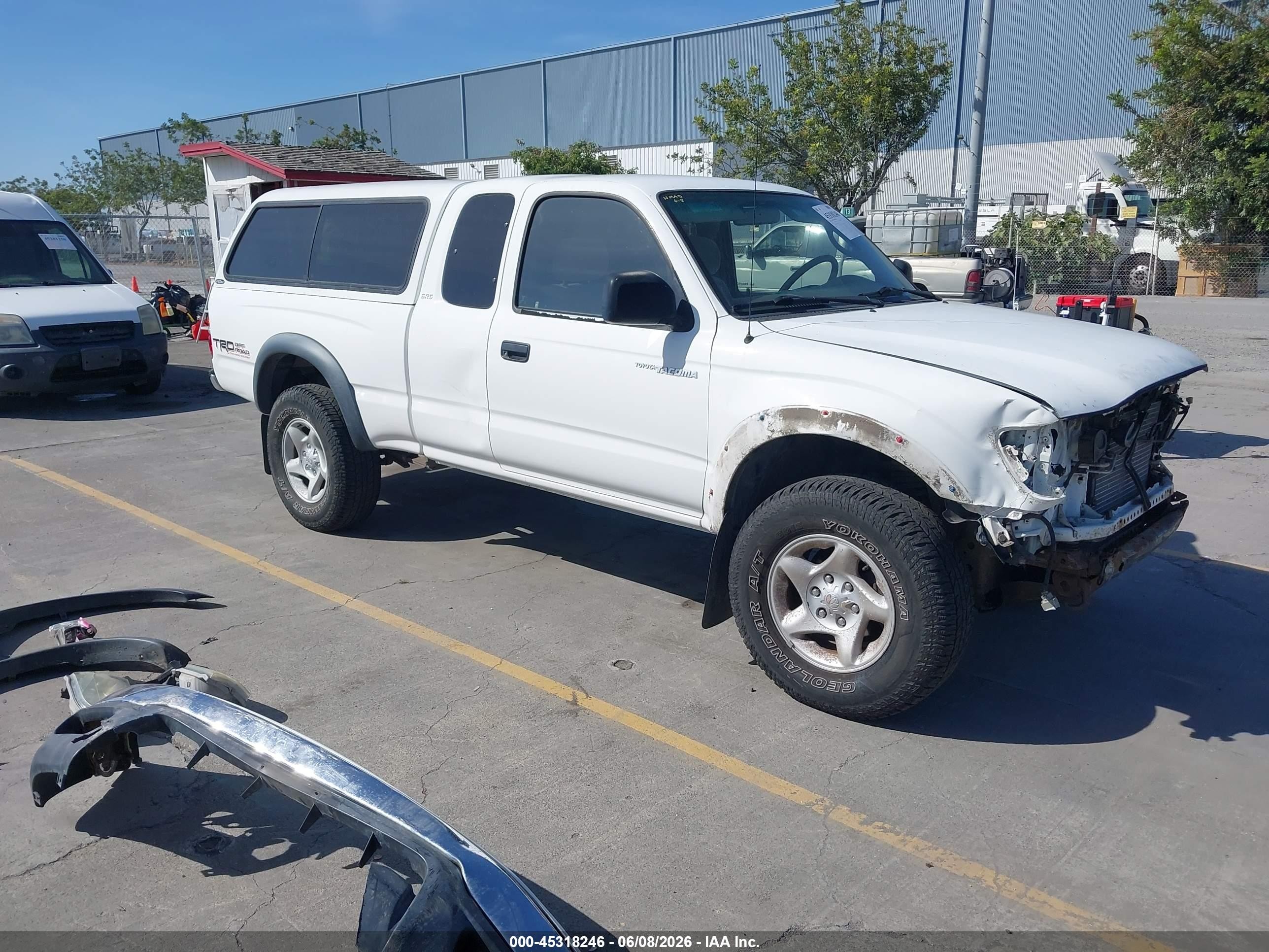 2002 Toyota Tacoma Base V6 White vin: 5TEWN72N02Z084546
