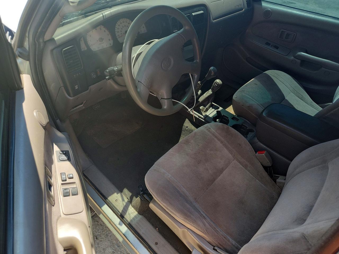 2003 Toyota Tacoma Xtracab Tan vin: 5TEWN72N03Z195096